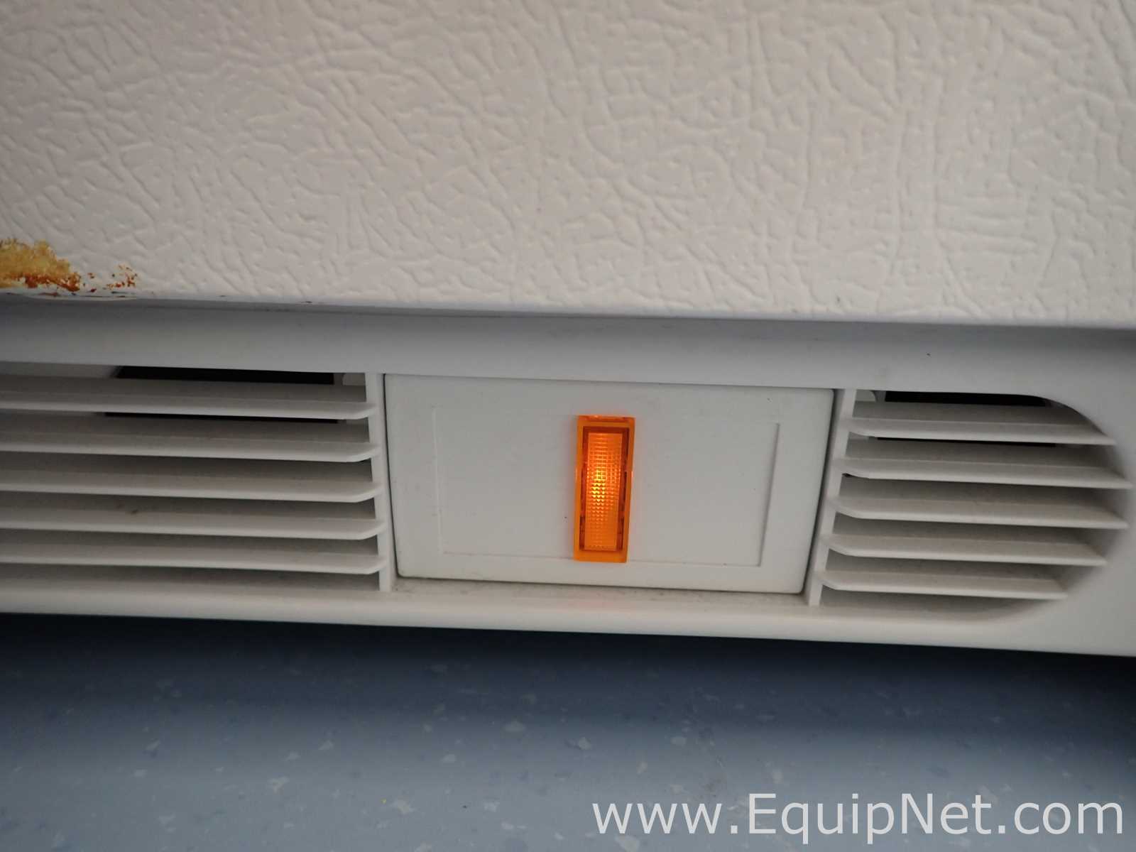 Congelador Frigidaire FFU21M7HWN