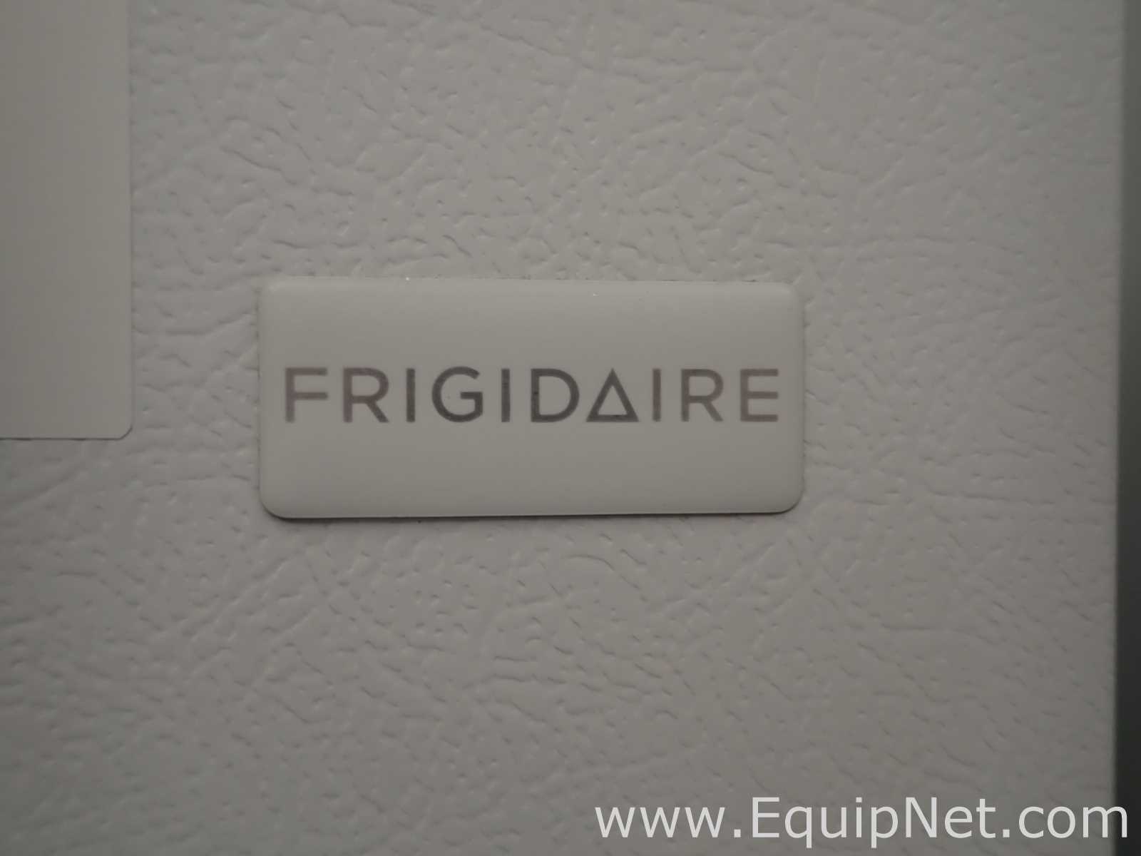 Congelador Frigidaire FFU21M7HWM