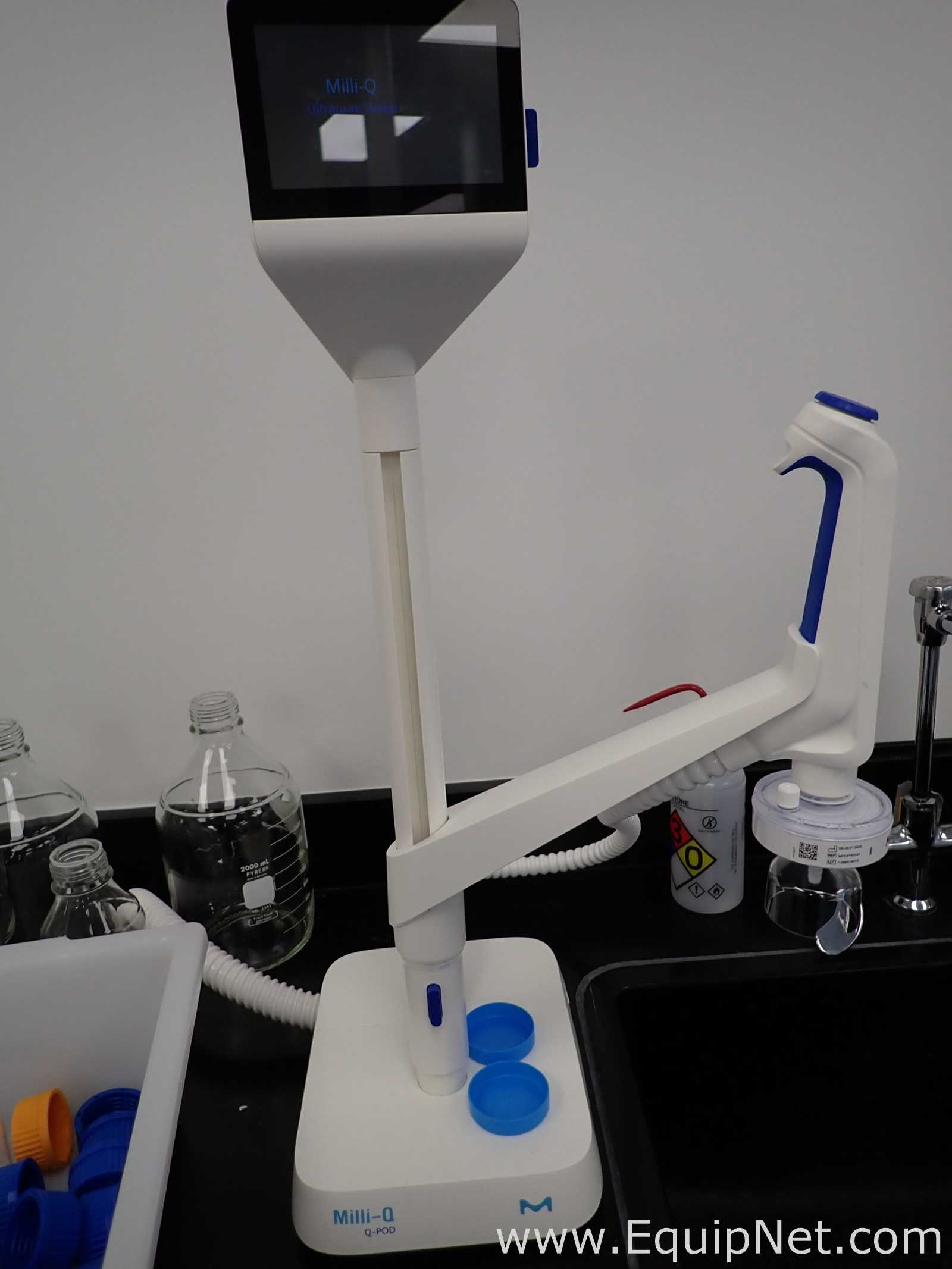 Millipore Milli-Q IQ 7000 Water Purification System with Q-POD Dispenser