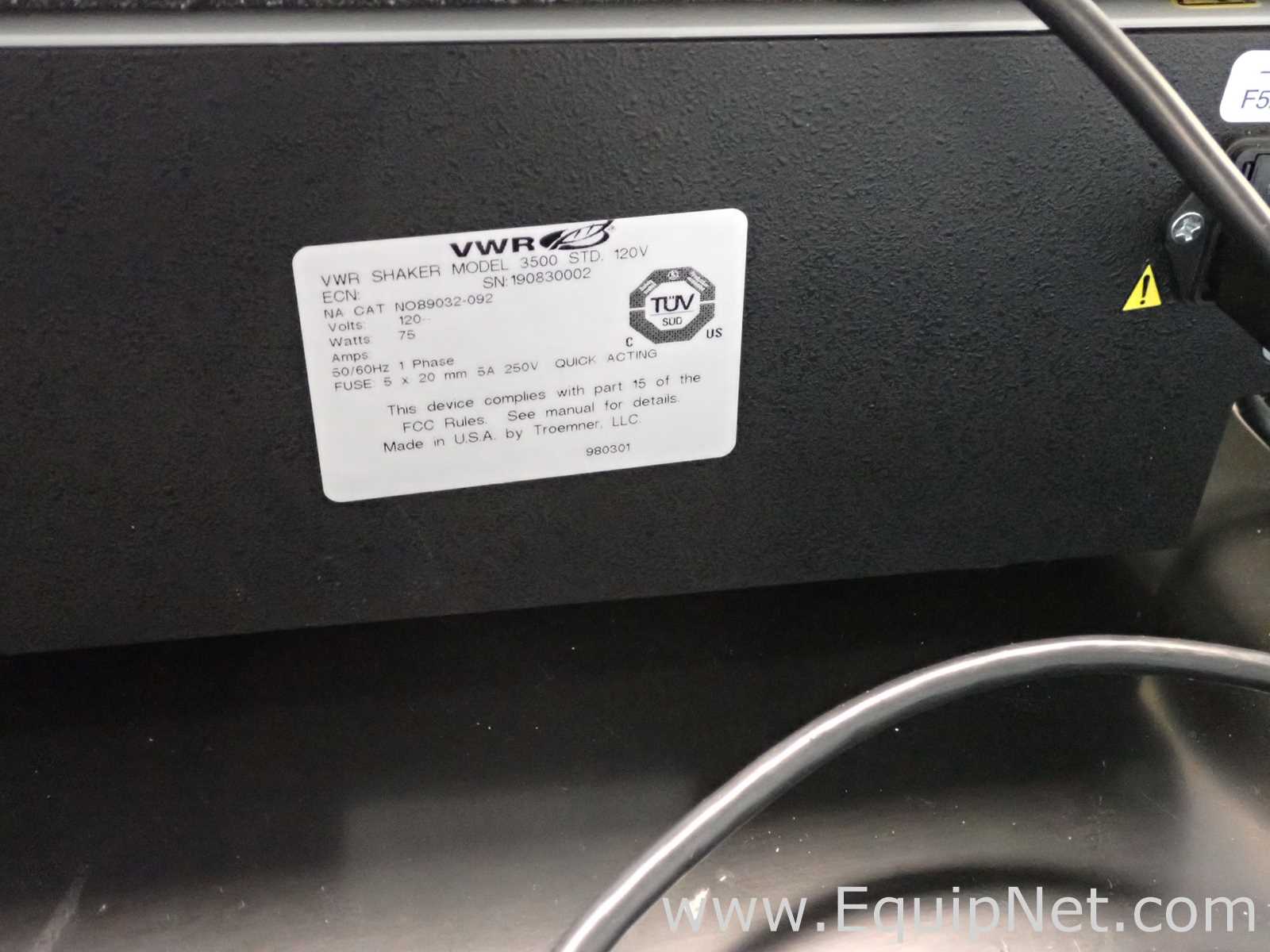 Línea de Lote de 3 Agitador VWR 3500