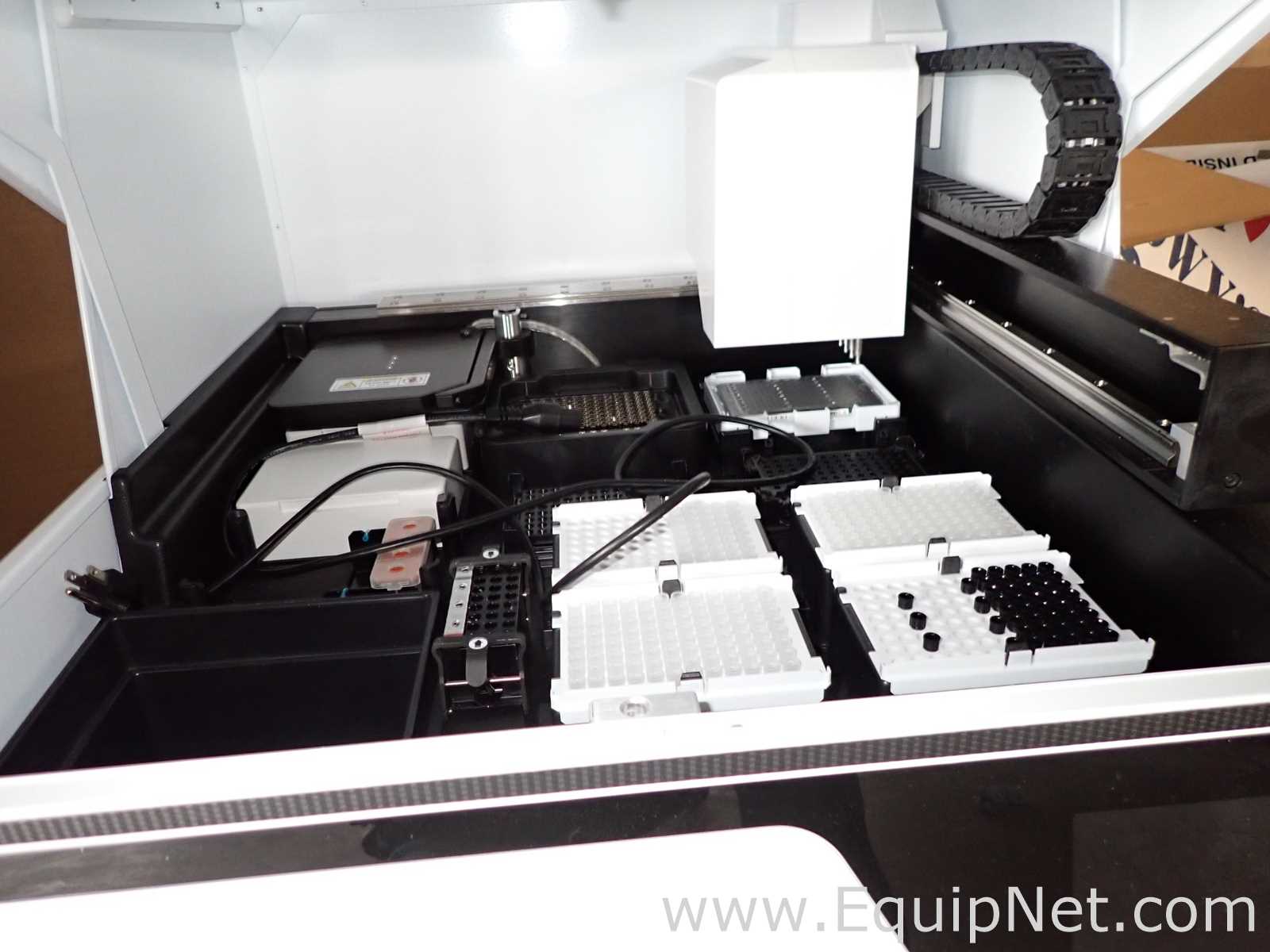 Sintetizador de ADN SGI-DNA BioXp 3200