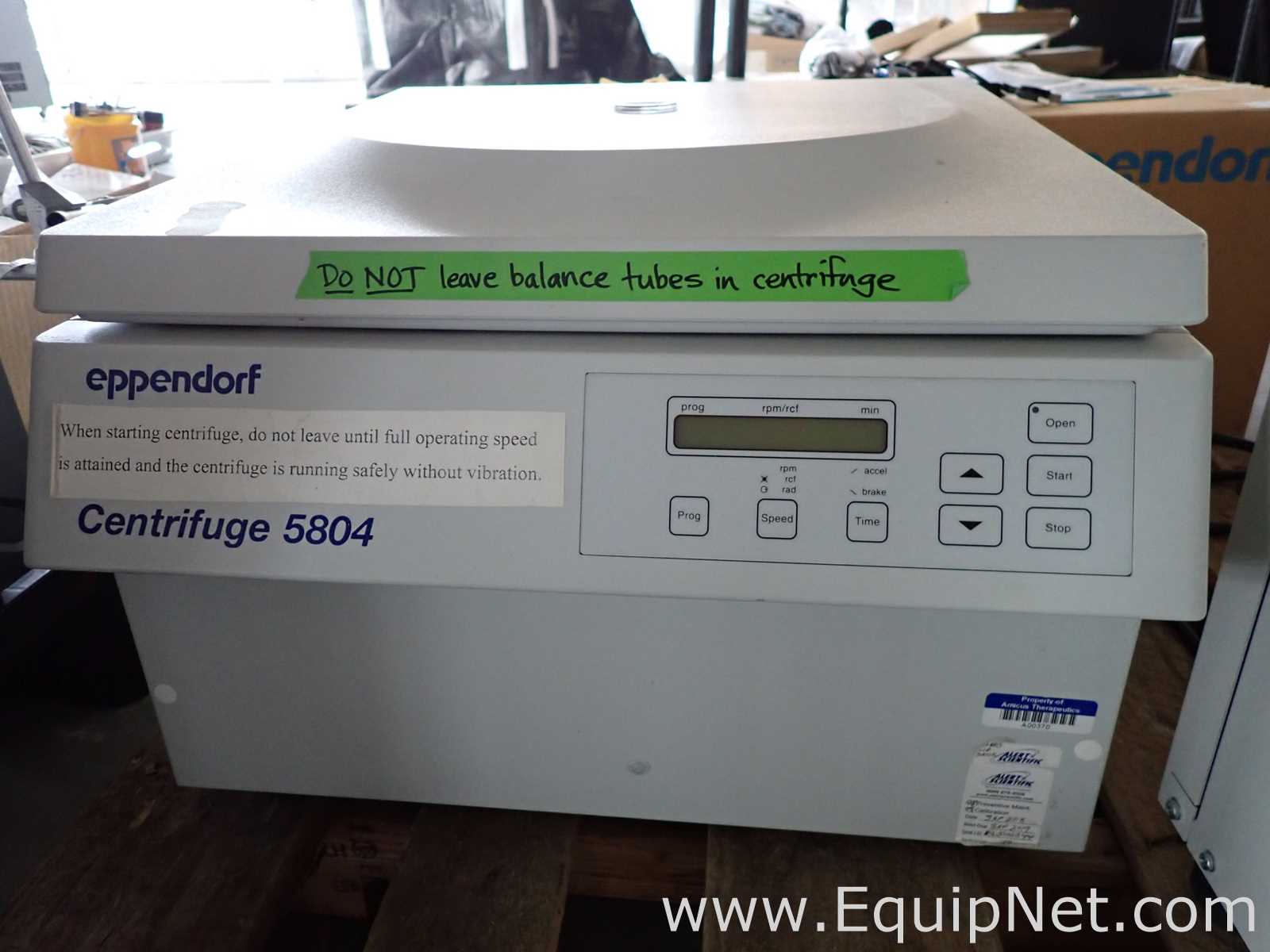 Eppendorf 5804 Benchtop Laboratory Centrifuge