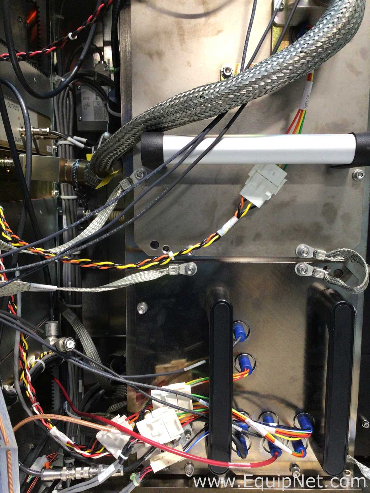 Applied Biosystems AB SCIEX TOF/TOF 5800 Mass Spectrometers