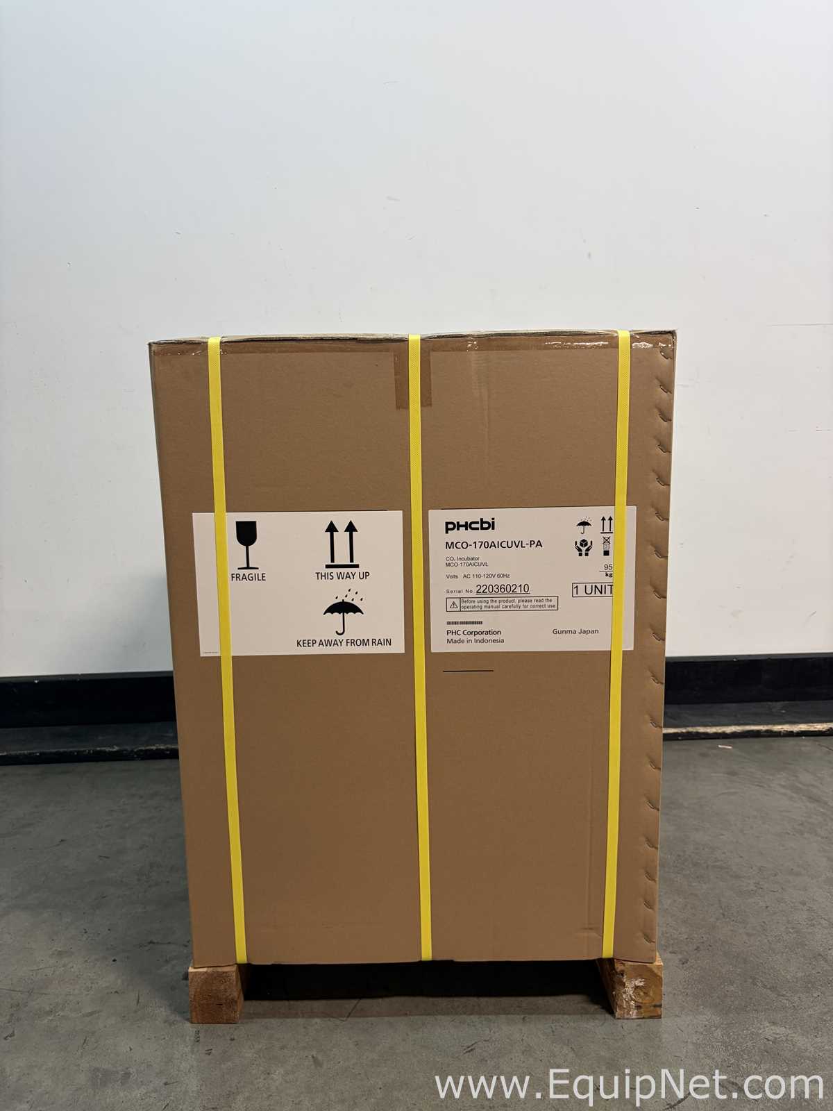 Unused PHCBI MCO-170AICUVL-PA 5.8 Cubic Foot Incubator
