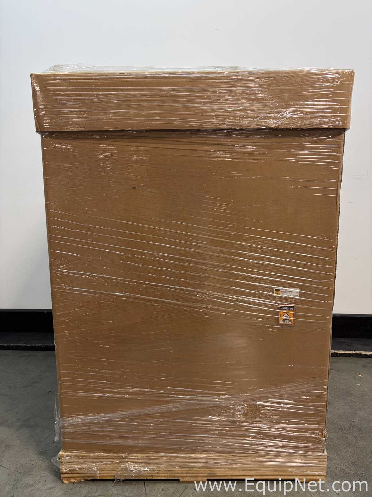 Centrífuga para Laboratórios Thermo Scientific Sorvall WX+ 100. Sem Uso
