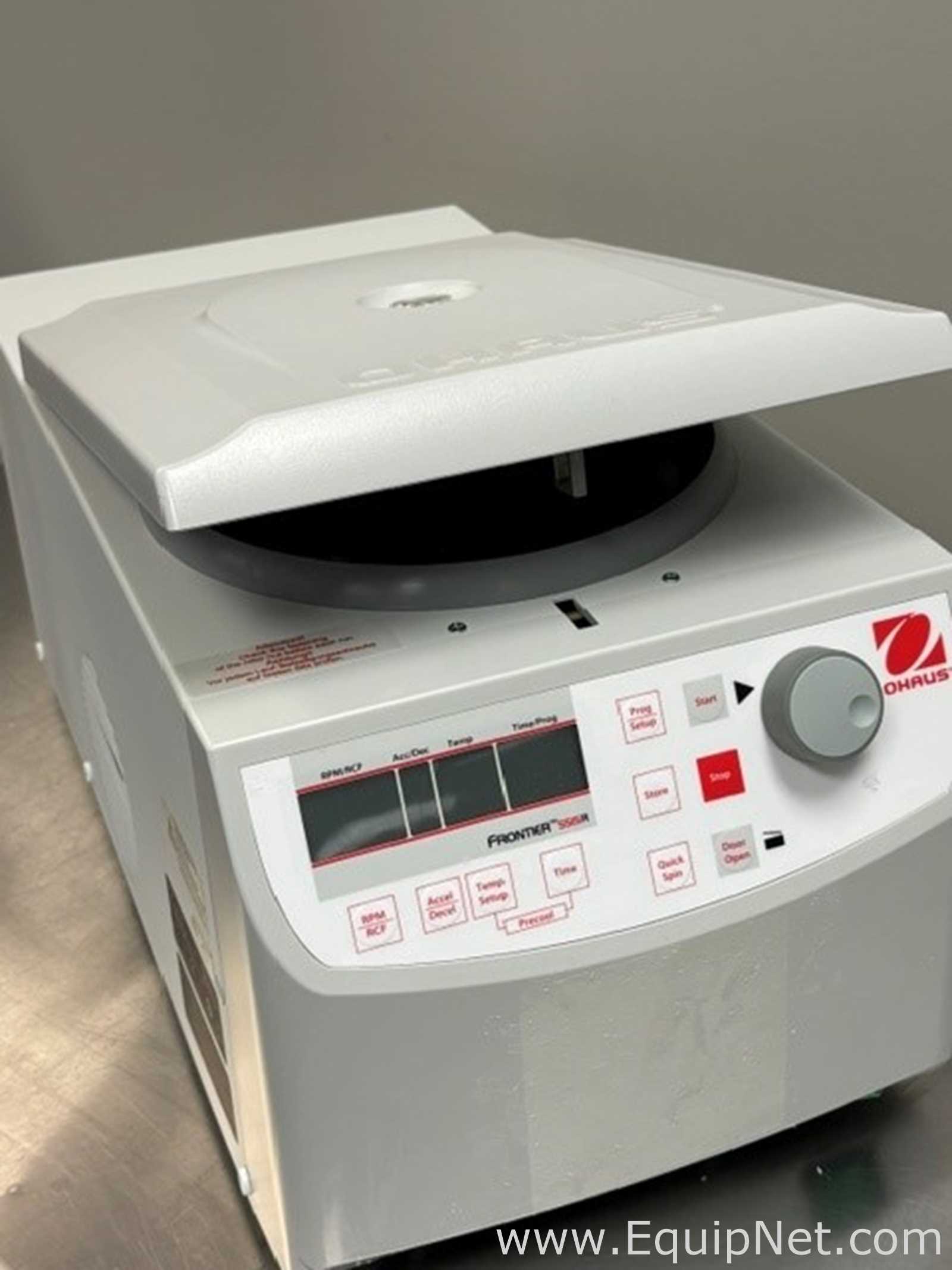 Centrífuga para Laboratórios Ohaus Corporation FC5515R