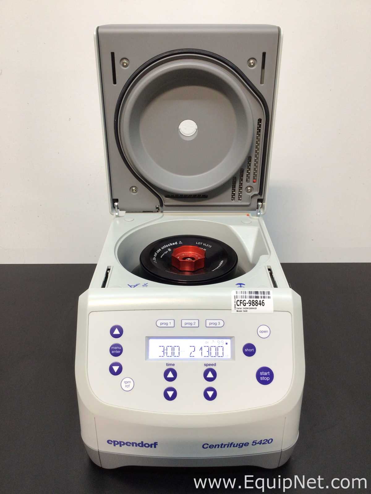 Centrífuga para Laboratórios Eppendorf 5420