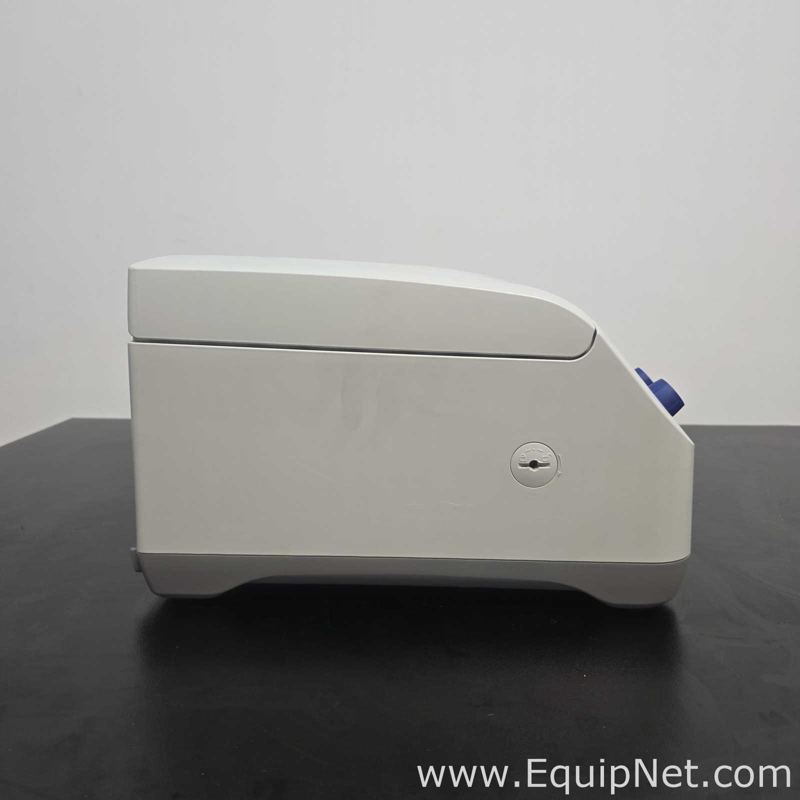 Centrífuga para Laboratórios Eppendorf Centrifuge 5425