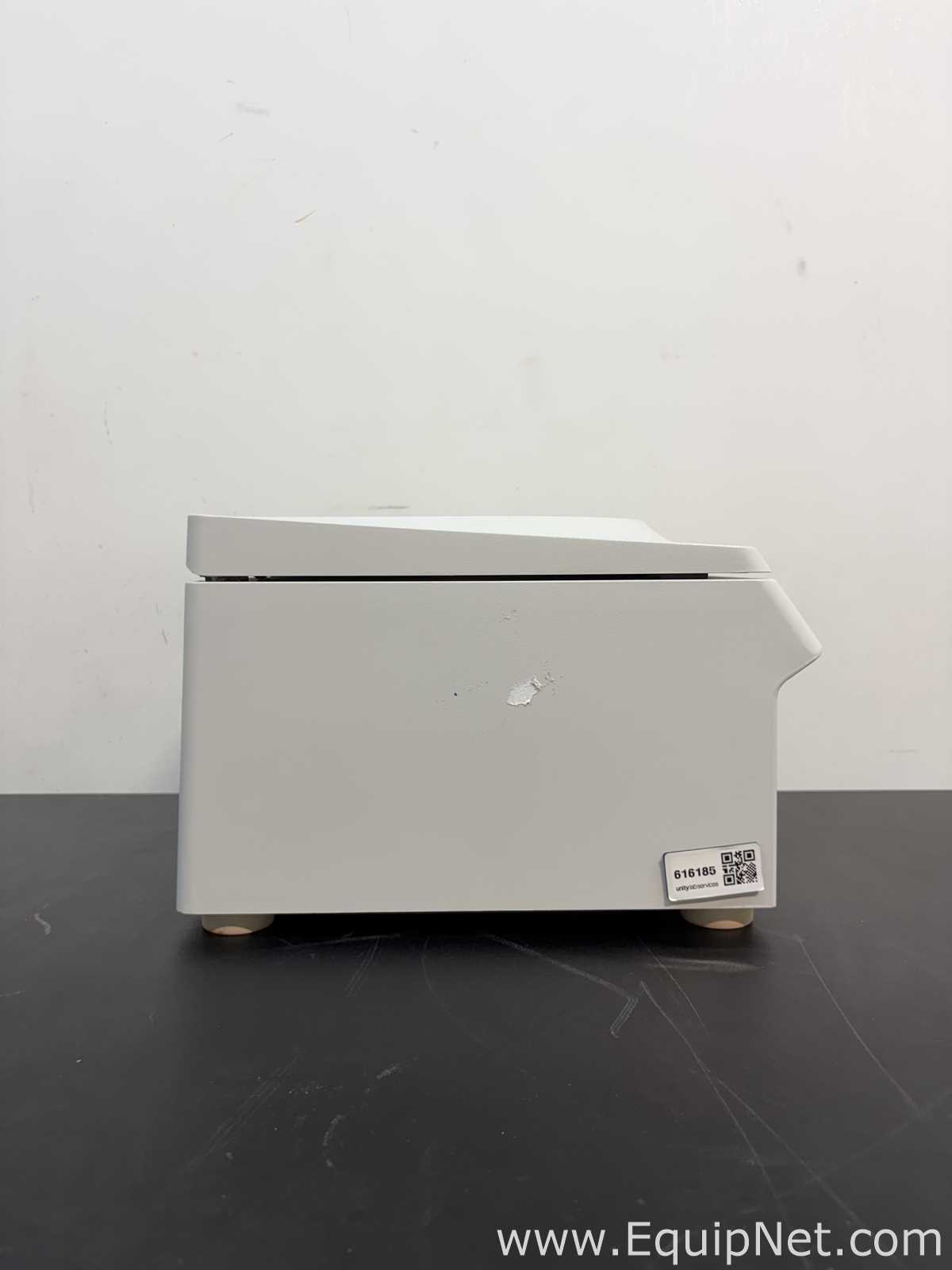 Centrífuga para Laboratórios Eppendorf 5417 C