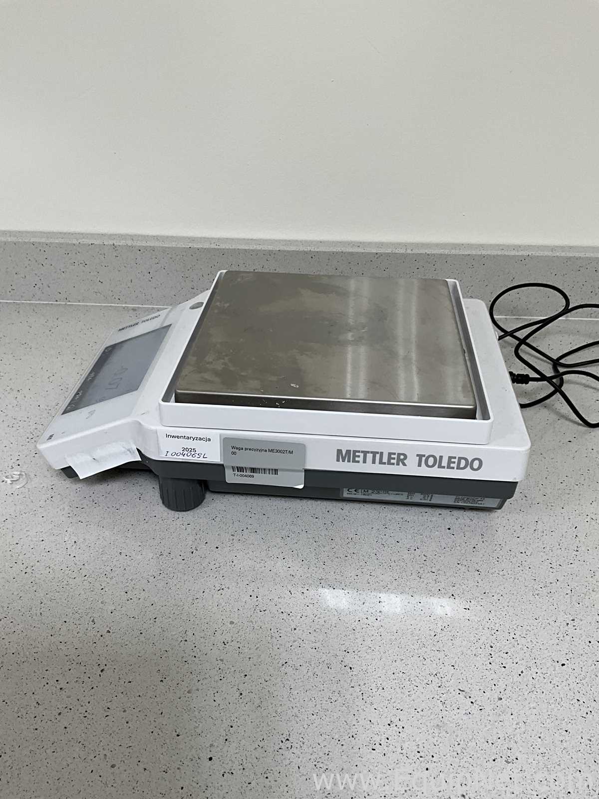 Mettler Toledo ME3002T/M00 Analytical Balance With Power Supply