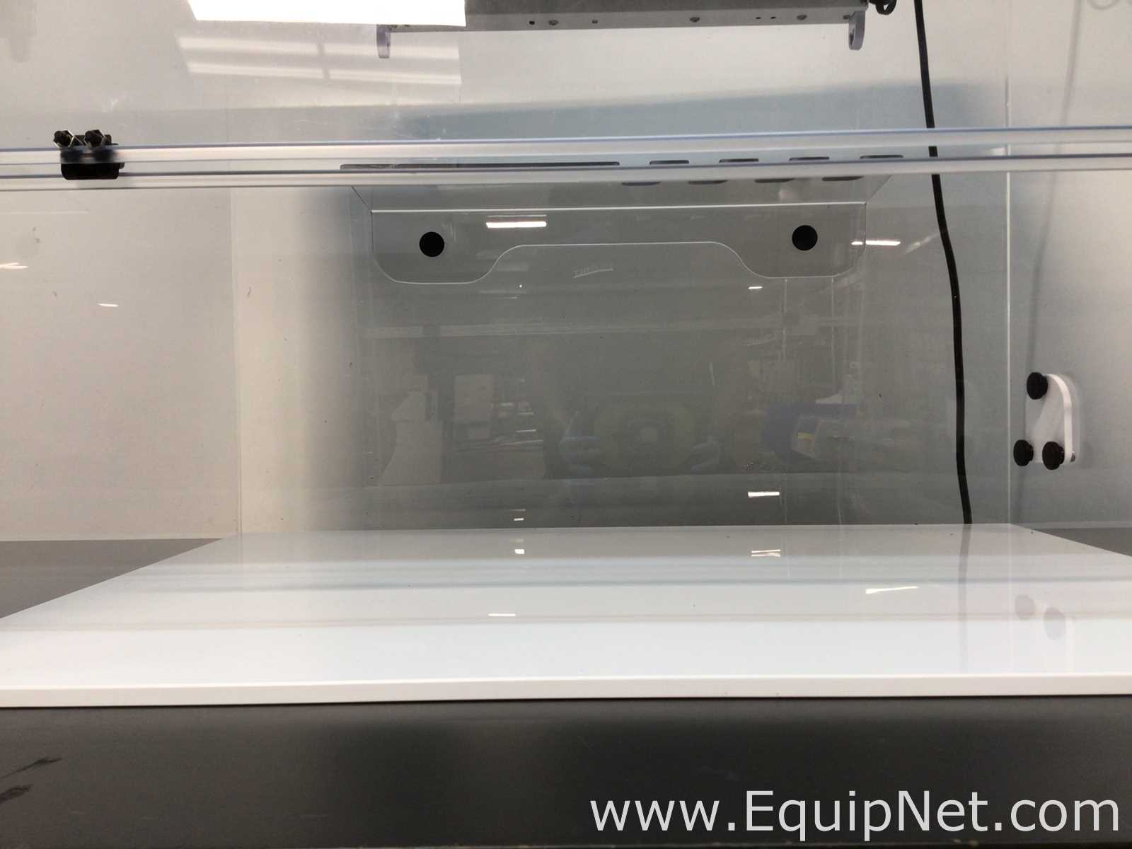 Air Clean Systems 600 PCR Workstation