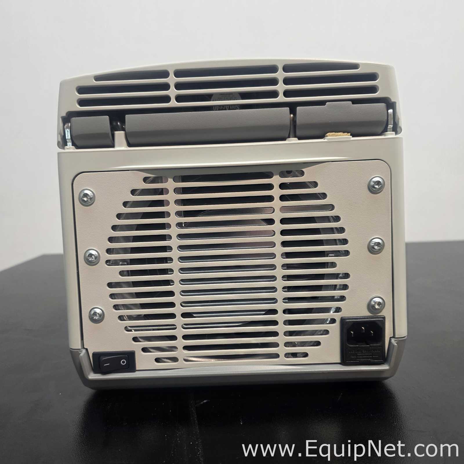 Centrífuga para Laboratórios Eppendorf Centrifuge 5425