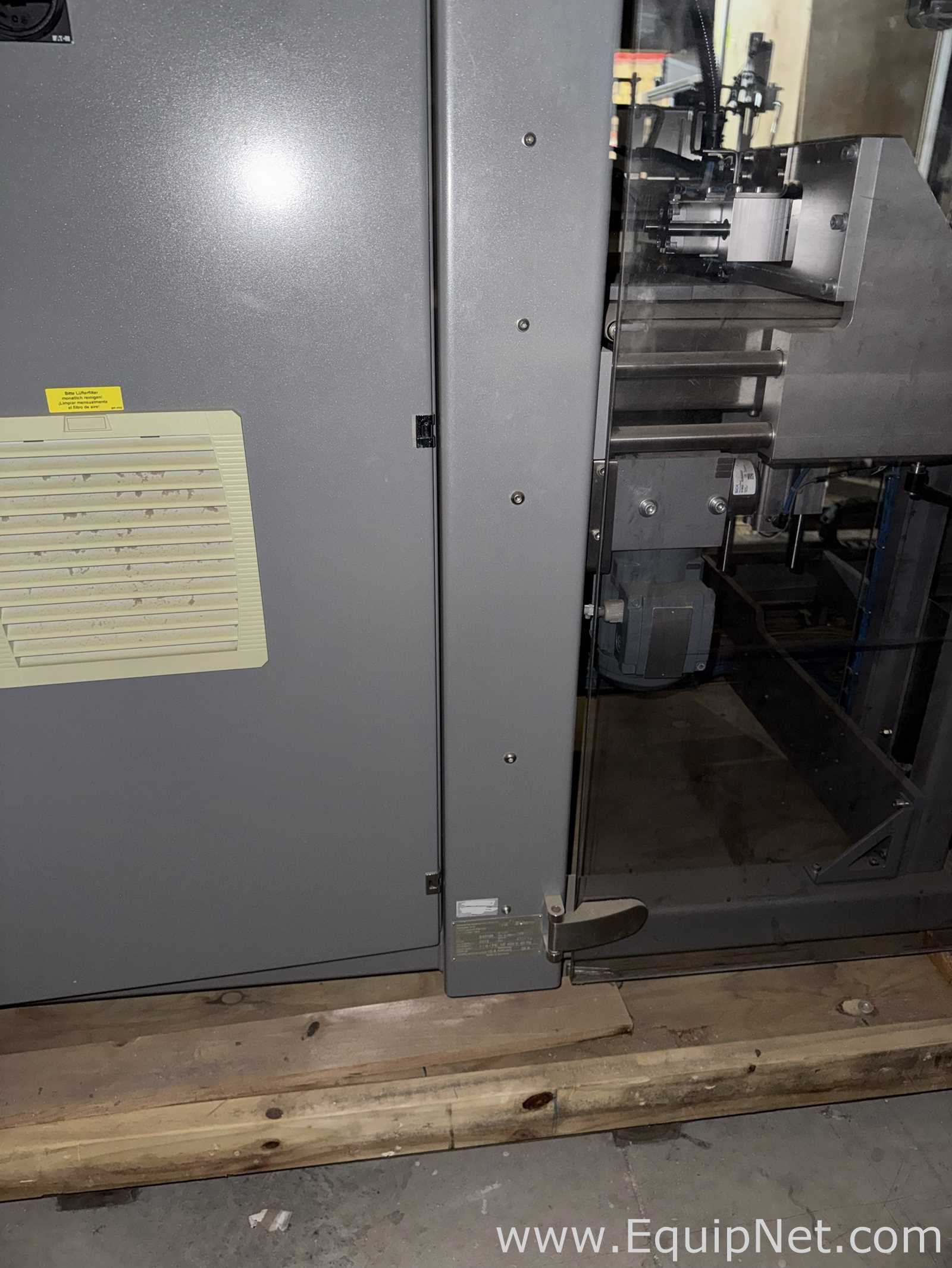 Encaixotadora Uhlmann Packaging Systems E4010t