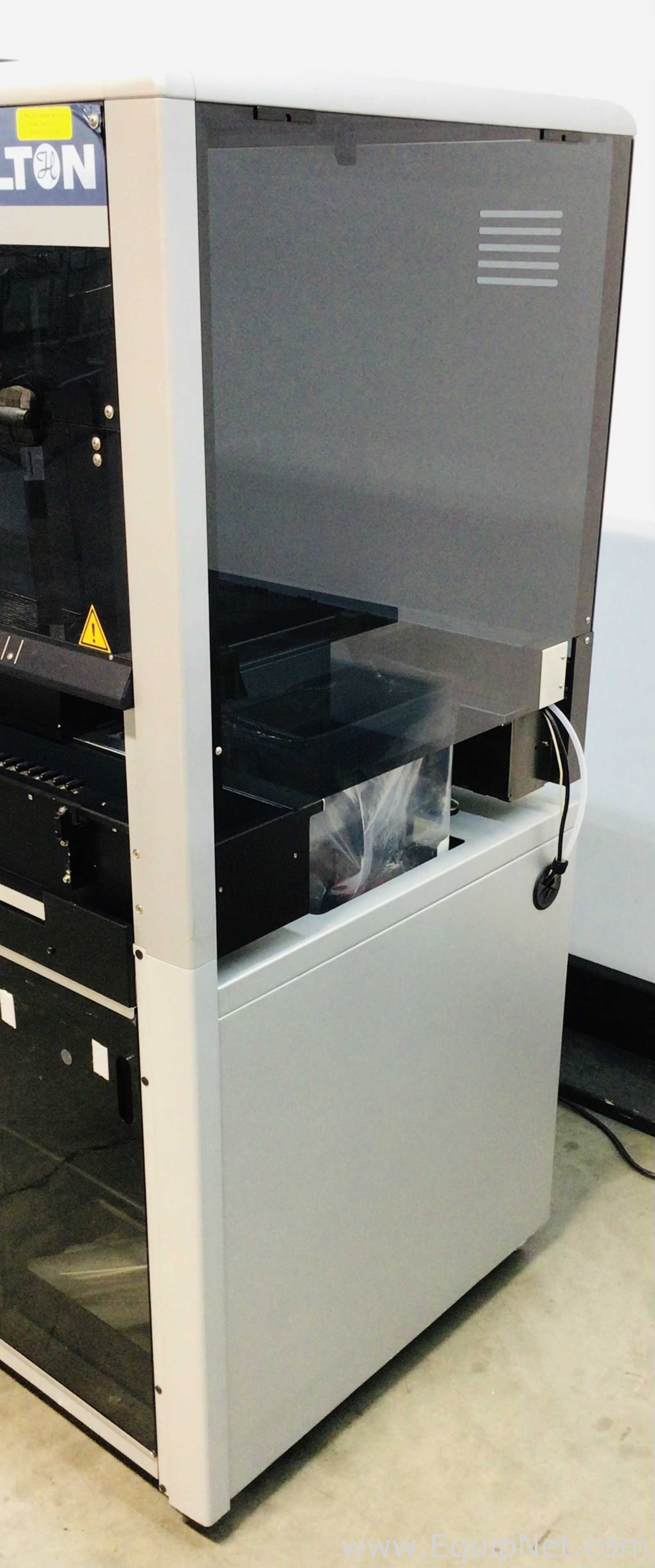 Hamilton Microlab Star Liquid Handler With Components