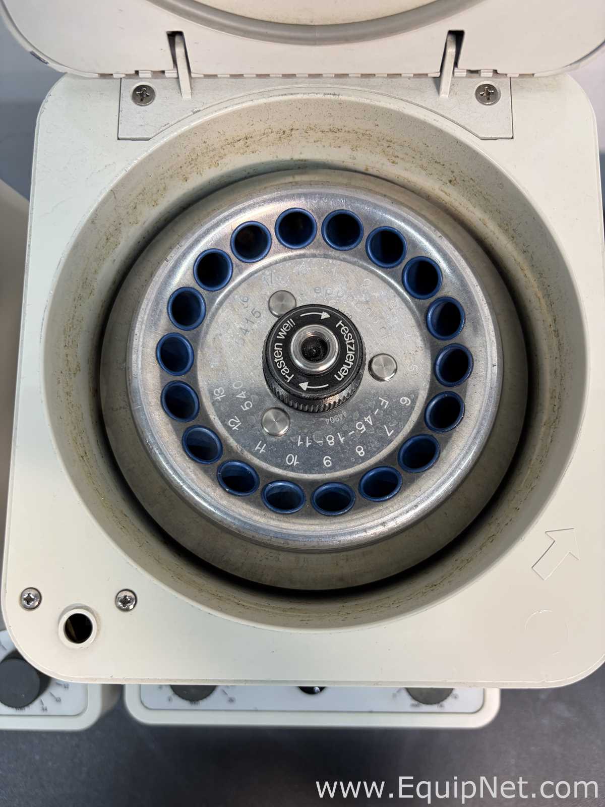 Lote de 2 Centrífuga para laboratorio Eppendorf 5415C