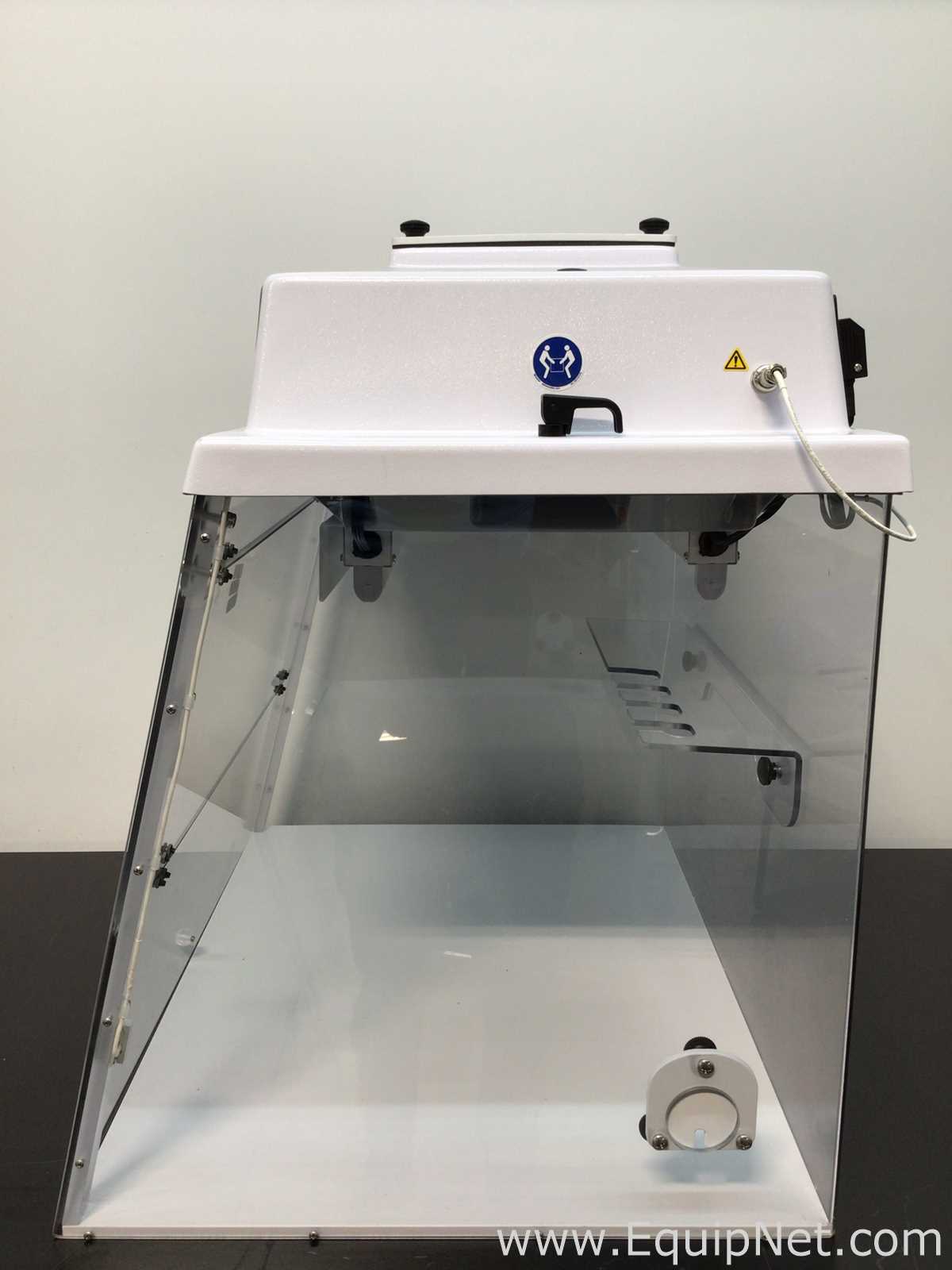 Air Clean Systems 600 PCR Workstation