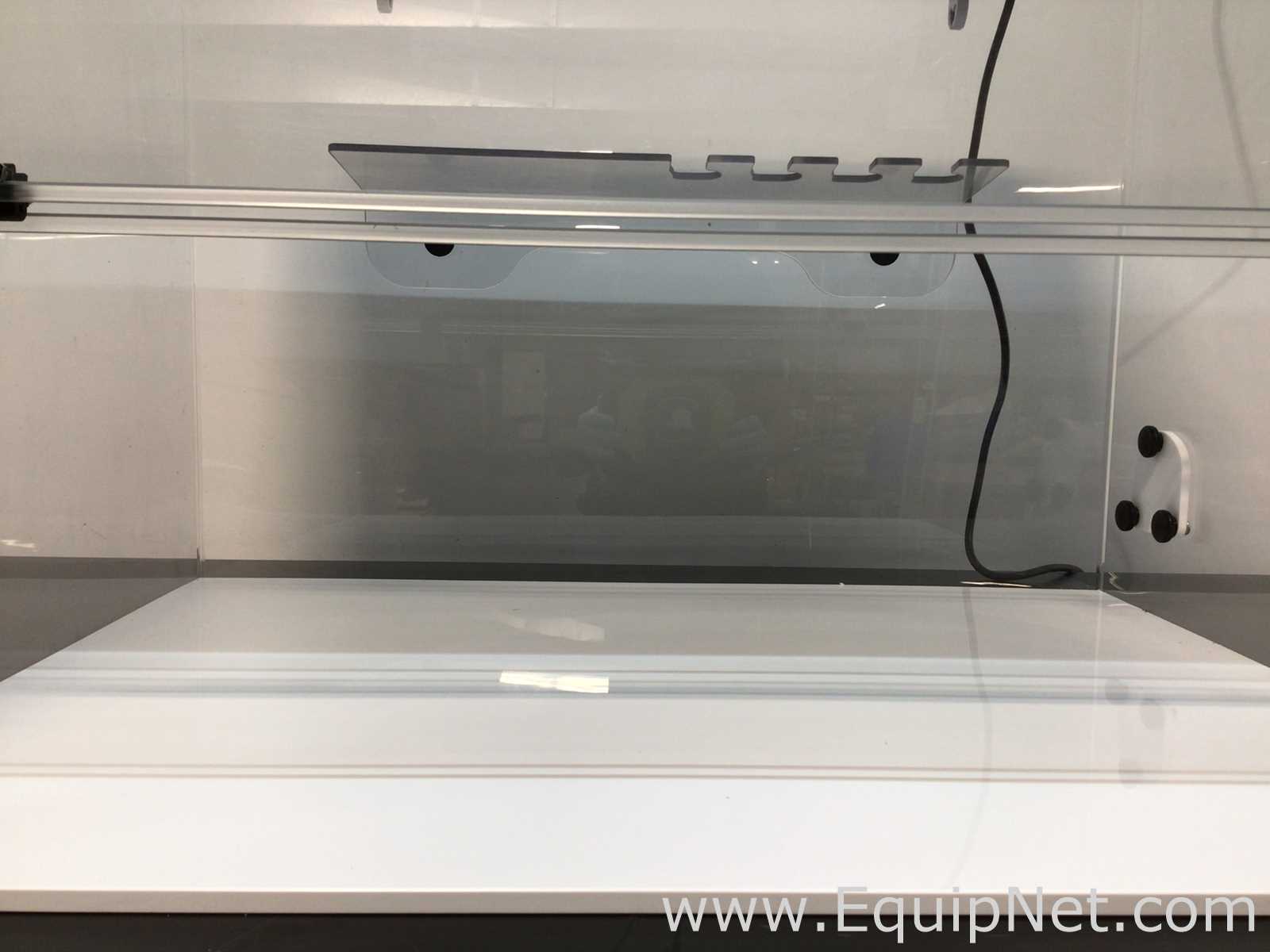 Air Clean Systems 600 PCR Workstation