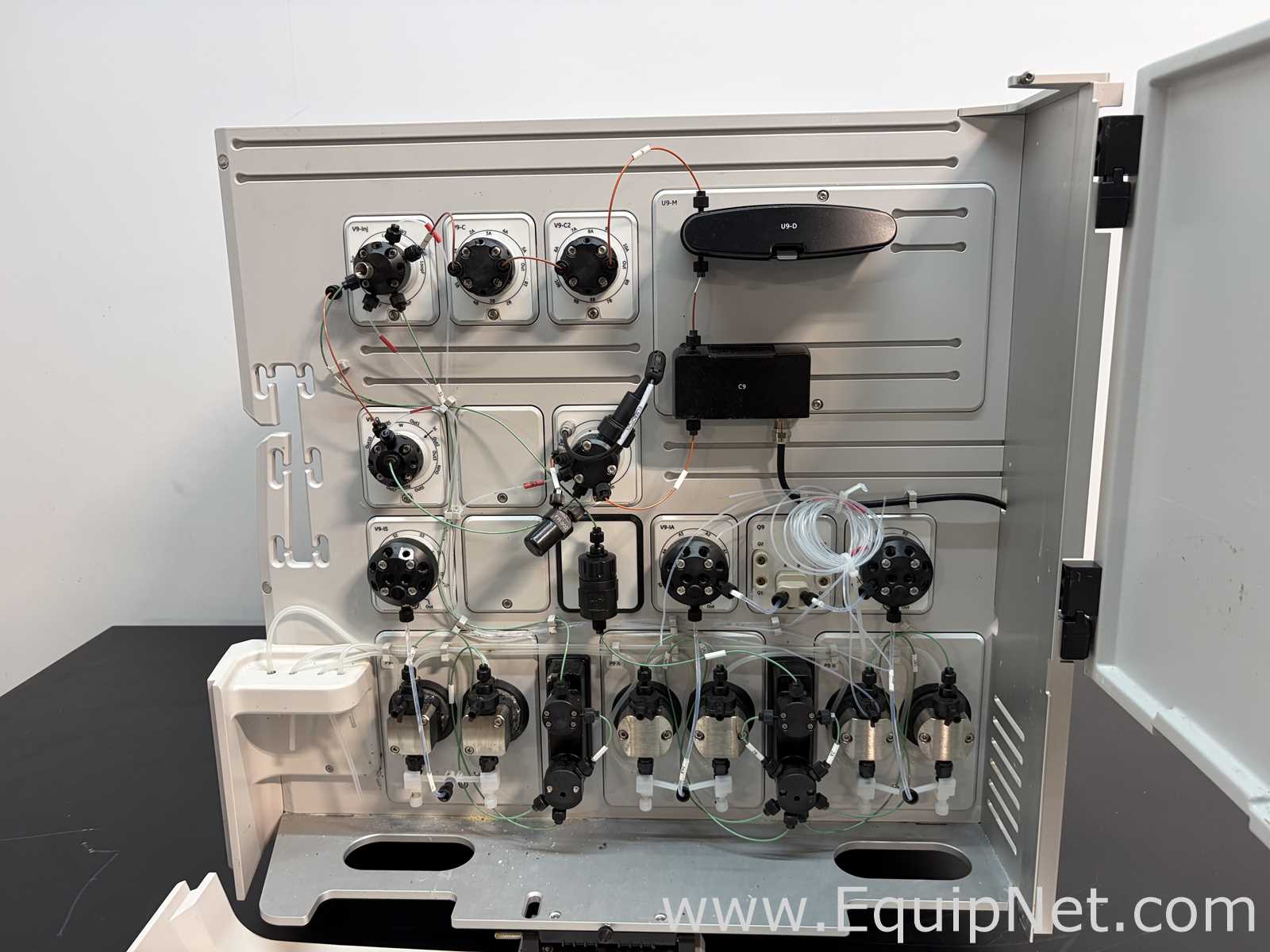 GE Healthcare Bio-Sciences AKTA Avant 25 Chromatography System