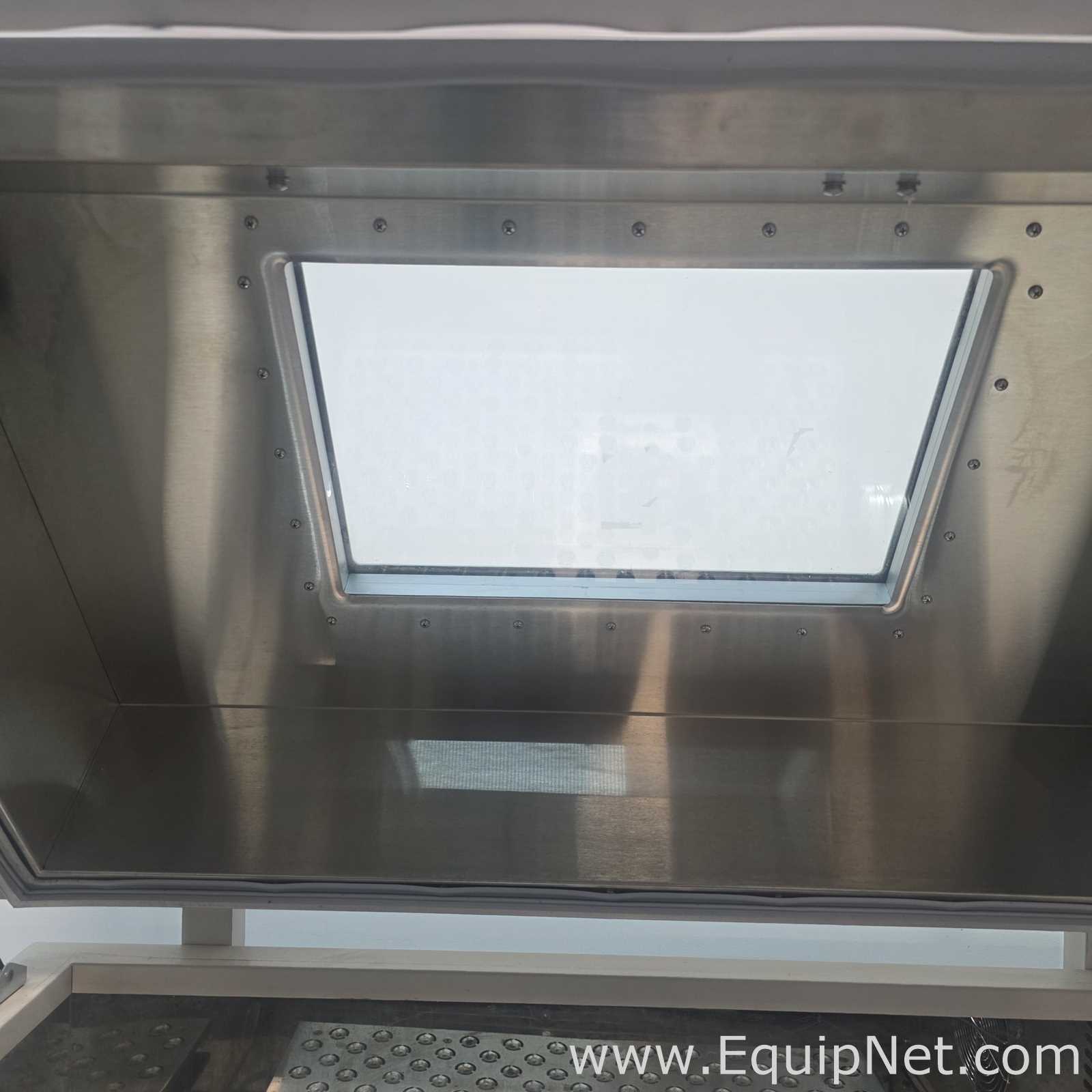 New Brunswick INNOVA 4330 Refrigerated Incubator Shaker