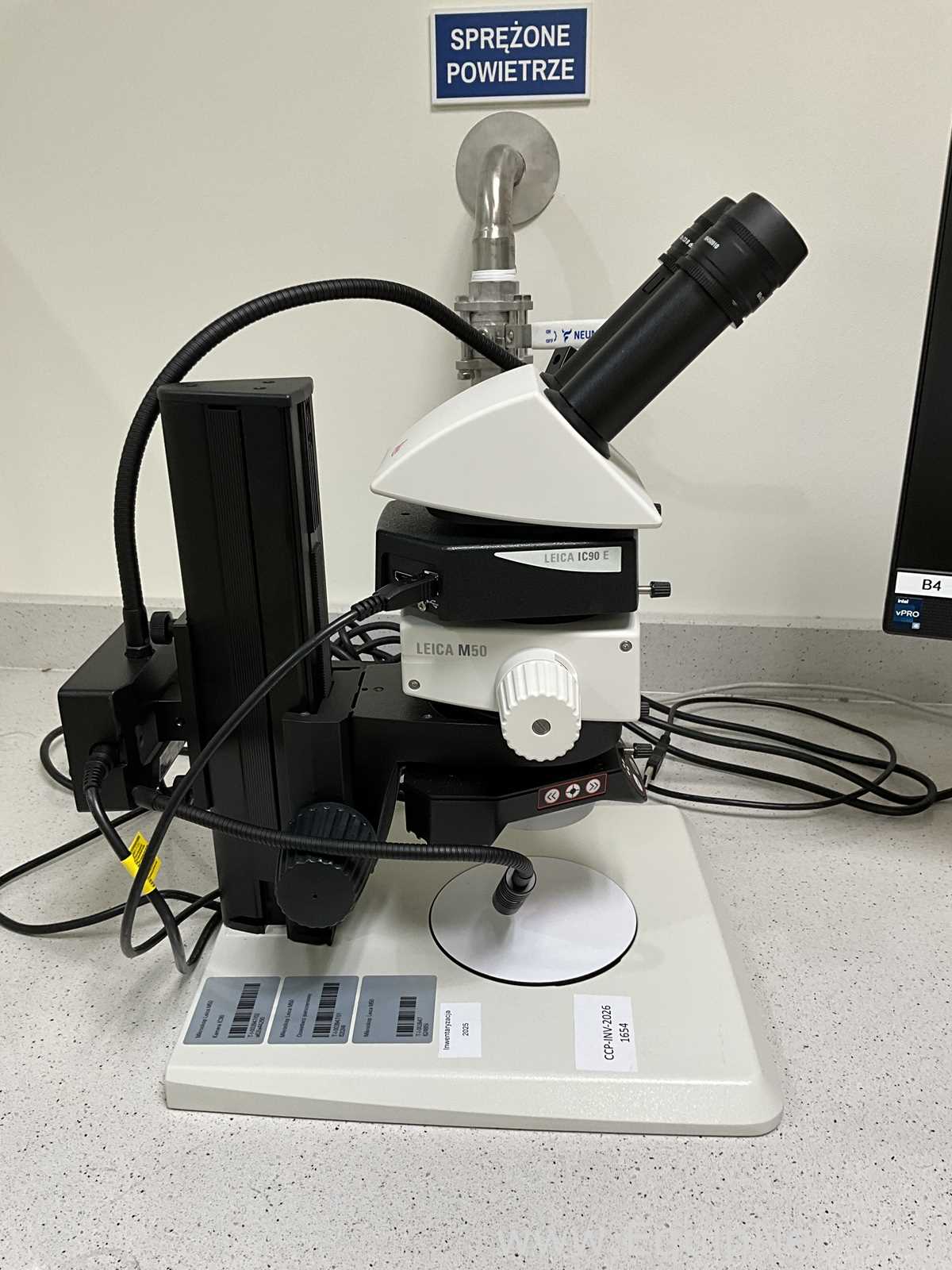 Leica M50 Stereo Microscope With Leica IC90 Digital Camera and Computer