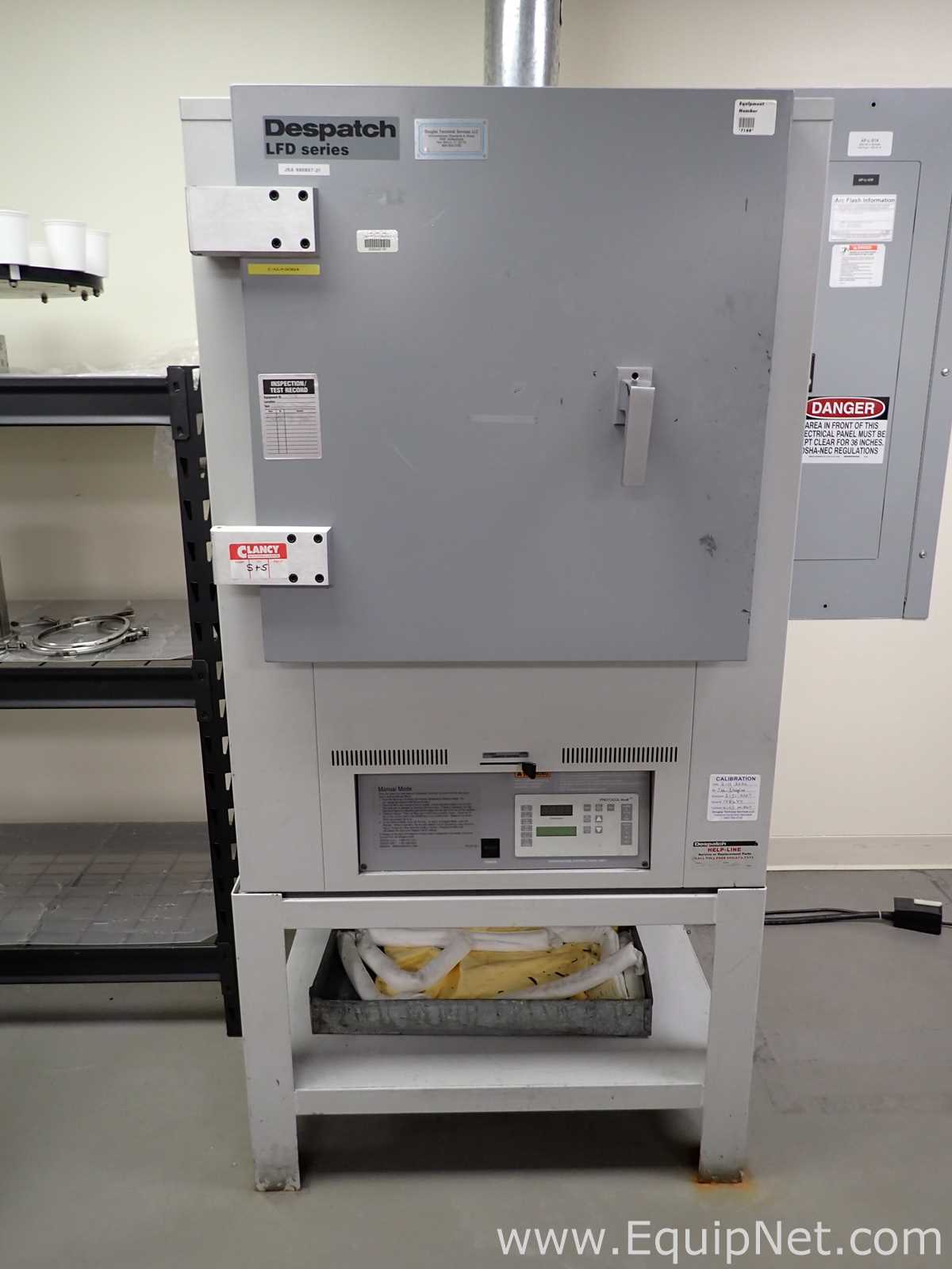 Estufa Convencional Despatch LFD1-42-3