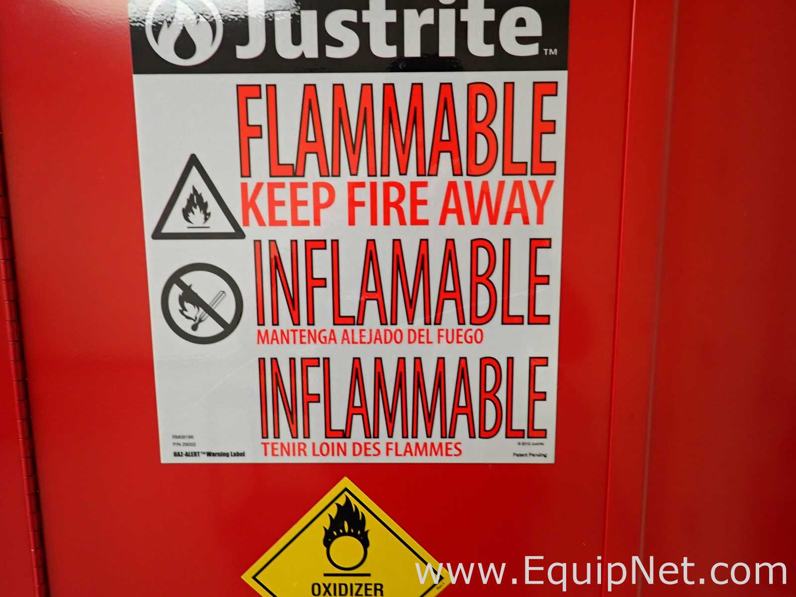 Gabinete de Almacenamiento de Inflamables JustRite Requisitos de aire 96 GALS.  96 Galones