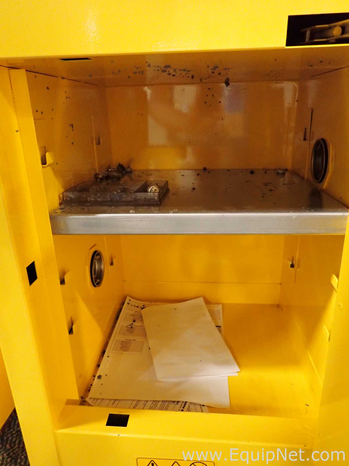 Gabinete de Almacenamiento de Inflamables JustRite Requisitos de aire 4 GALS.  4 Galones