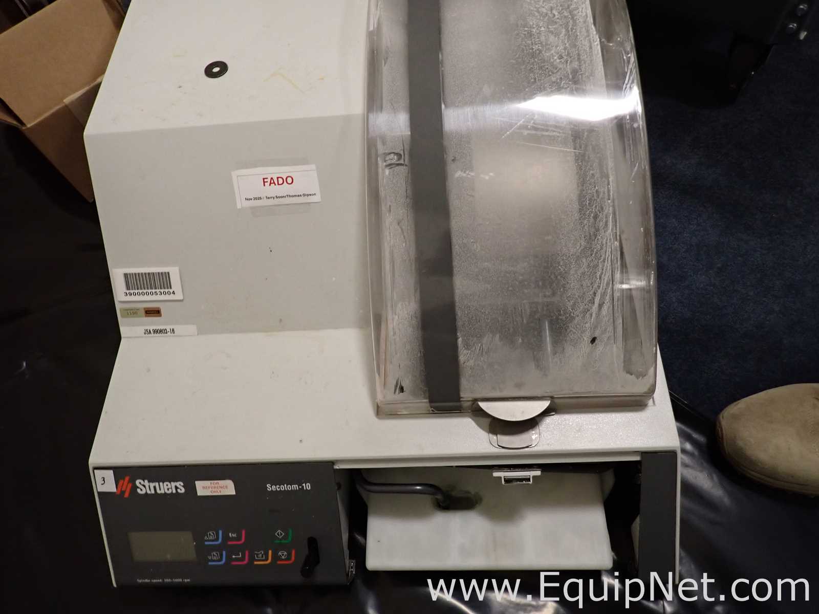 Struers Secotom-10 Precision Sample Cutting Machine