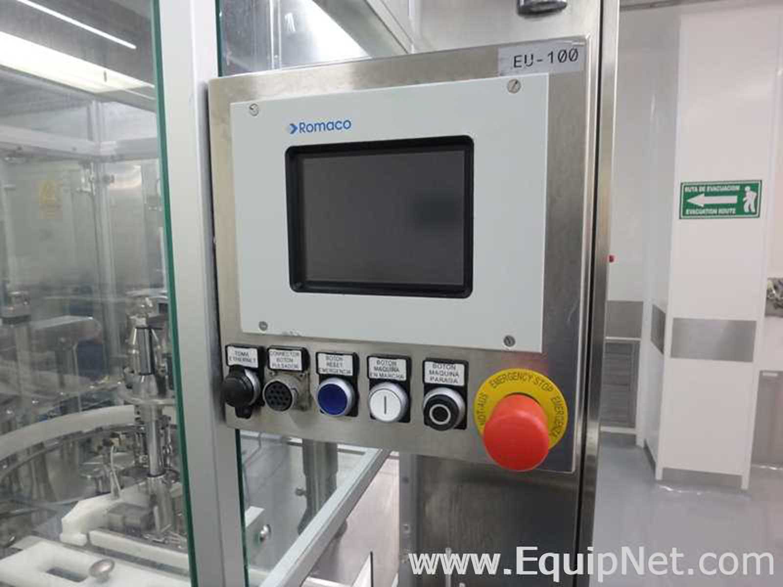 Maquina Monobloque de Llenado-Tapado de Frasco marcaRomacoMacofar modeloLVI4 con Equipos Perifericos