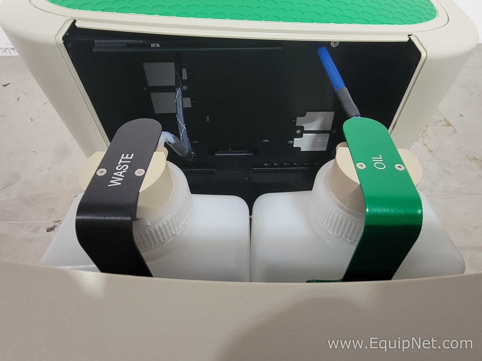 Bio-Rad QX600 Droplet Reader PCR and Thermal Cycler