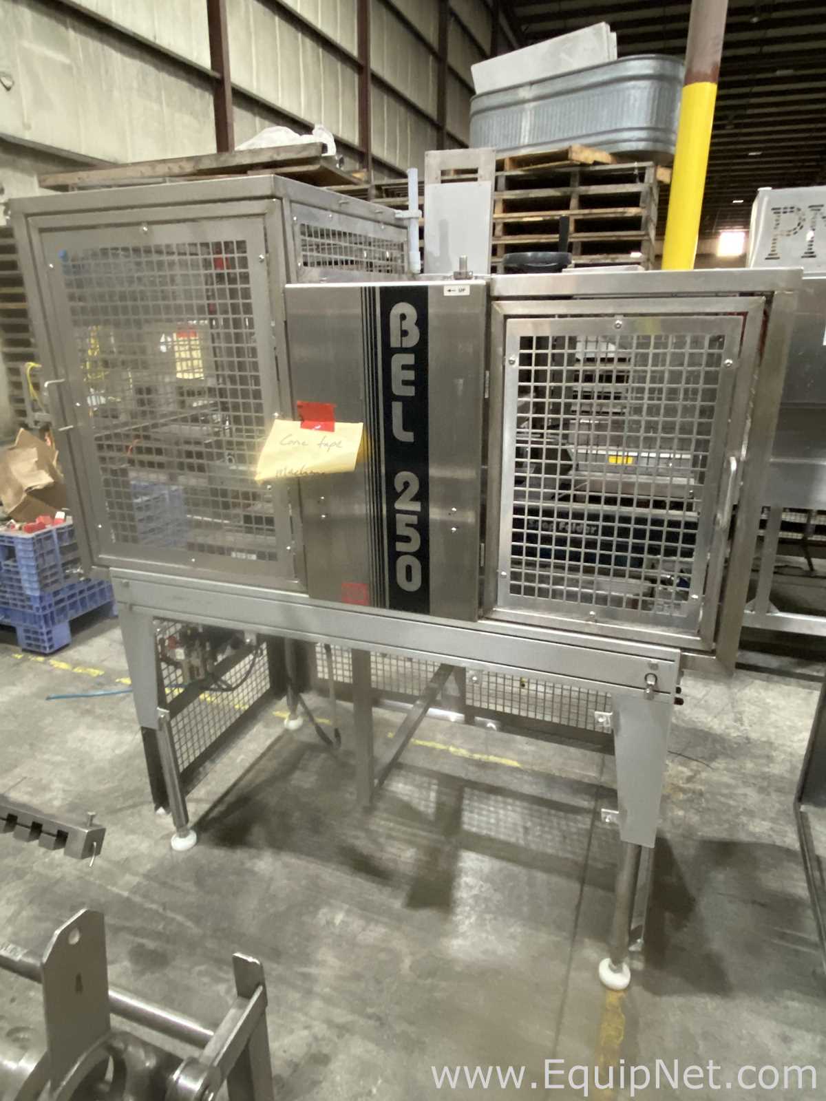Máquina de Colocar Fita Wexxar Packaging Inc. BEL 250