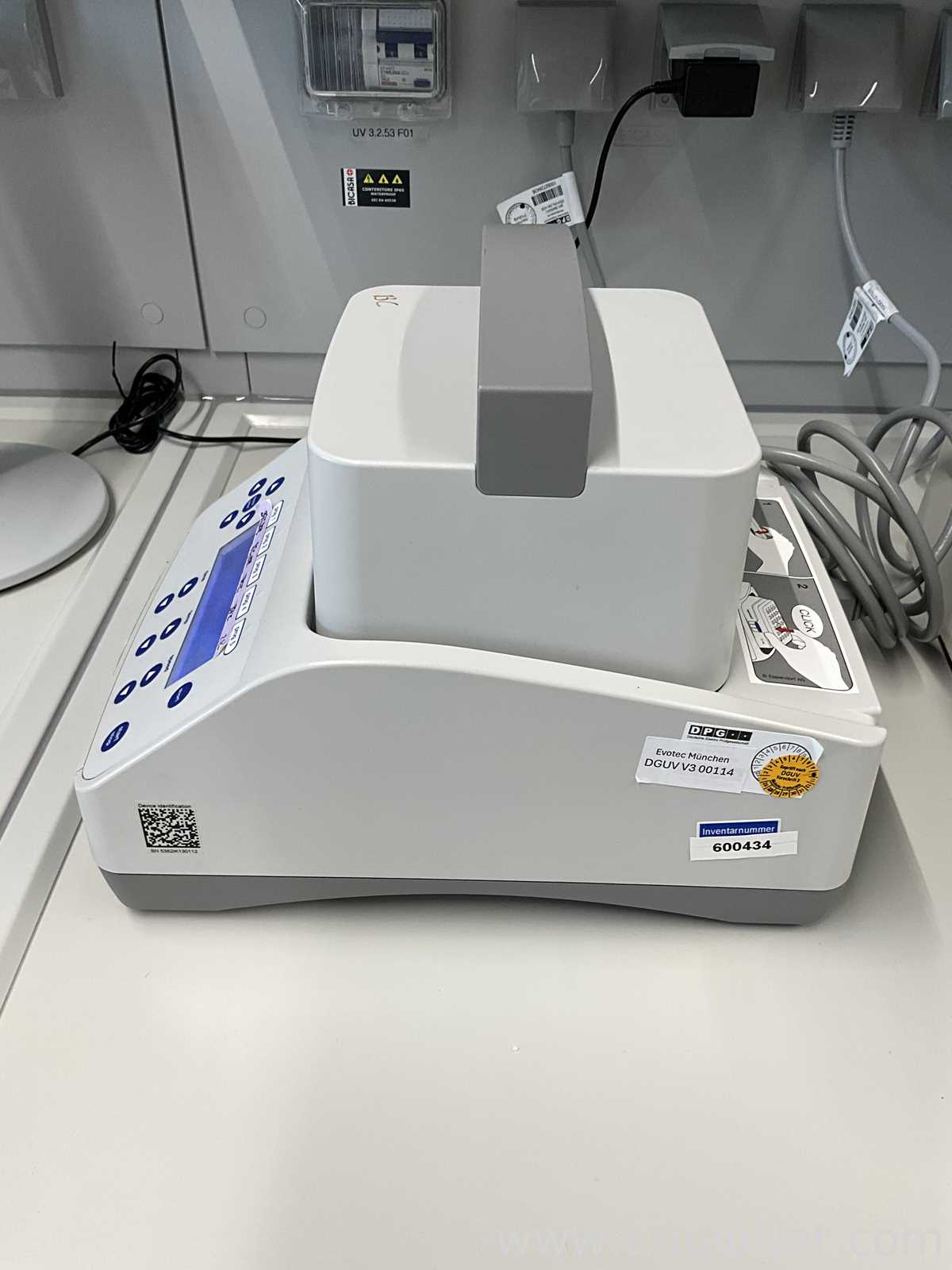 Misturador para Laboratórios Eppendorf Thermomixer C