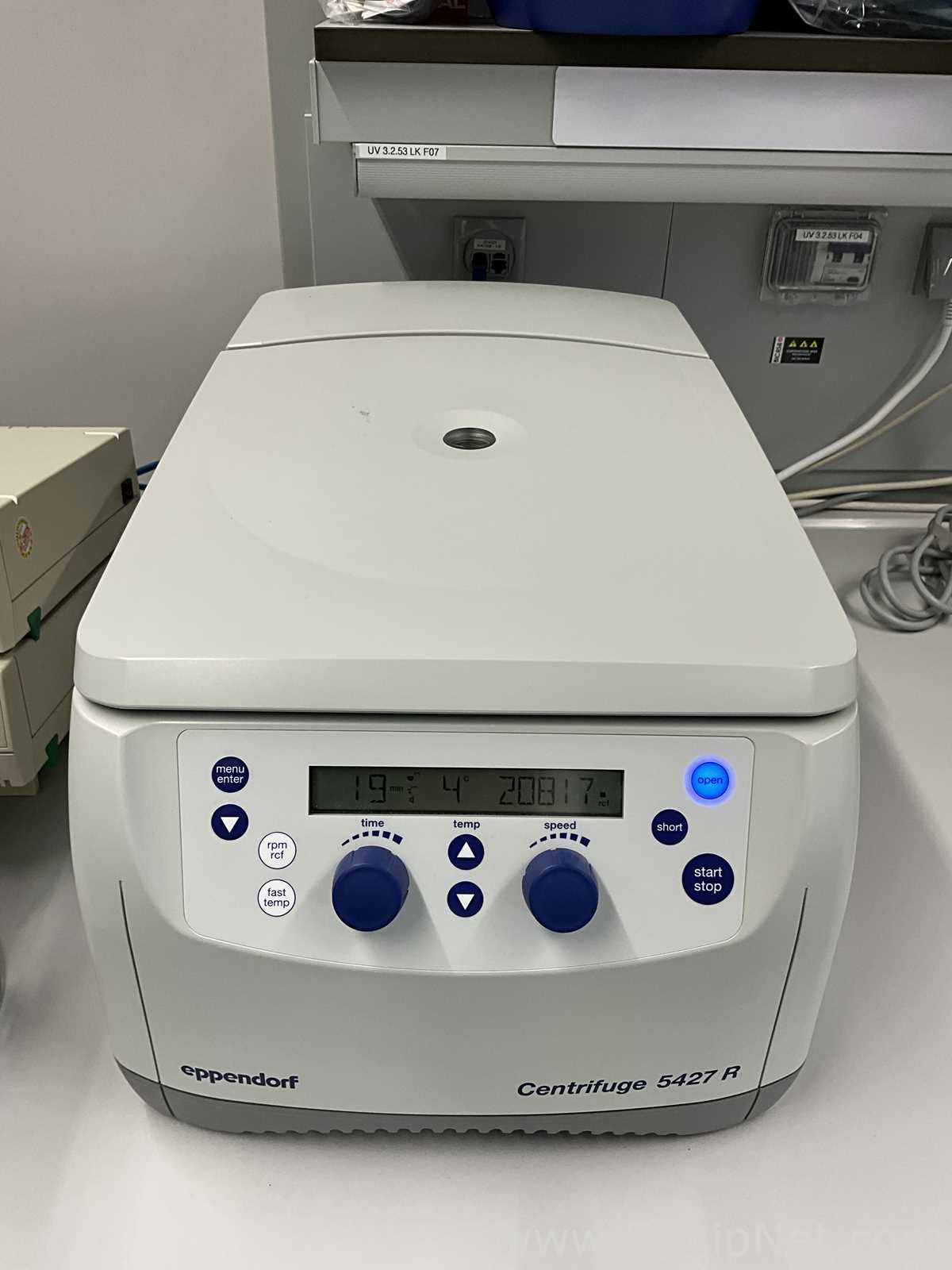 Centrífuga para laboratorio Eppendorf 5427R