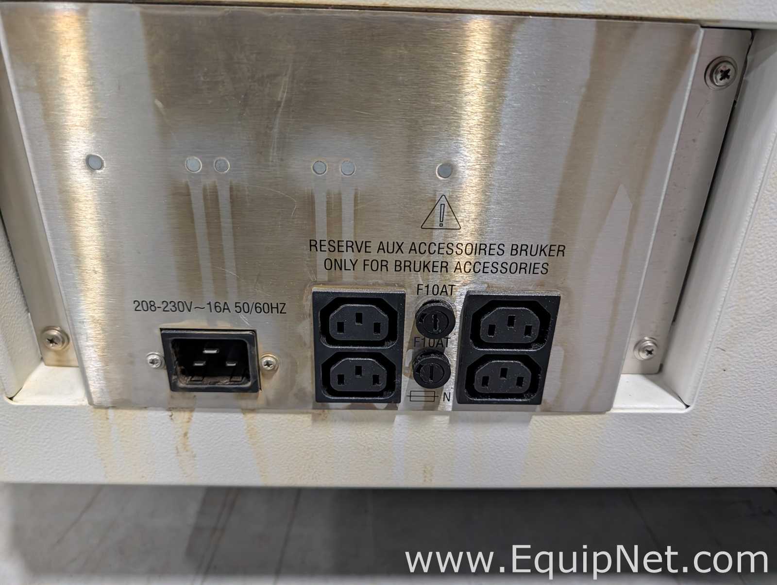 Bruker Avance III 600 NMR Spectrometer Electronic Console Cabinet
