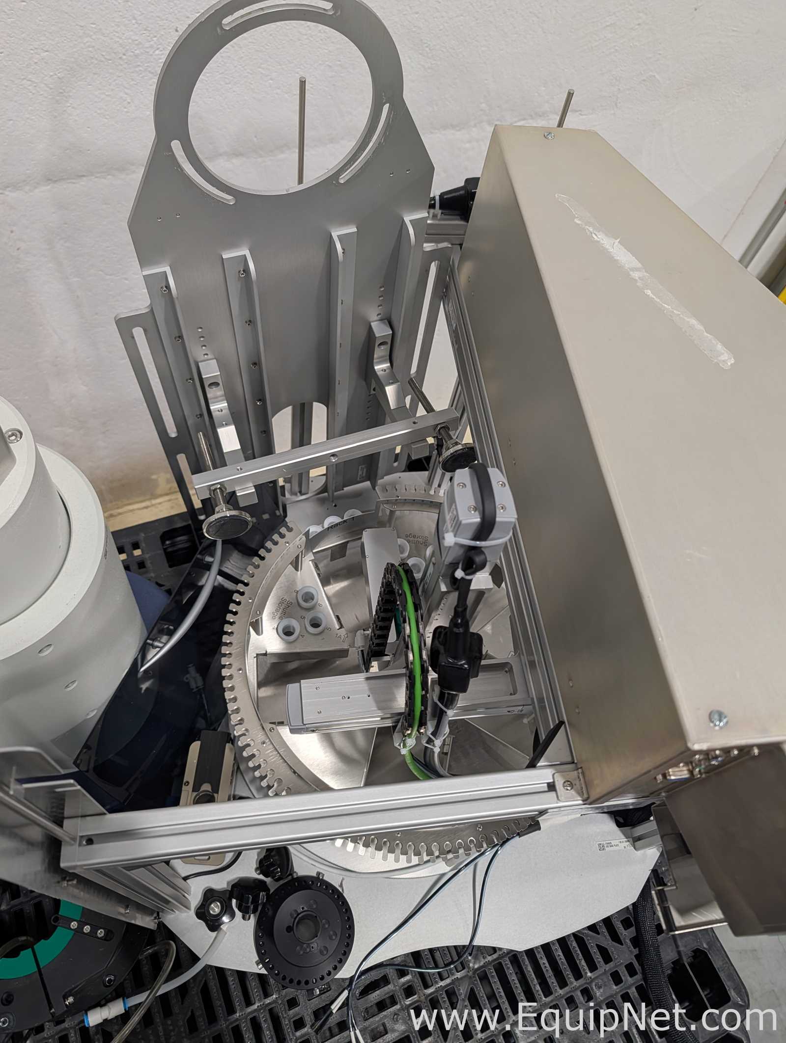 Bruker Avance III 600 NMR Spectrometer Electronic Console Cabinet