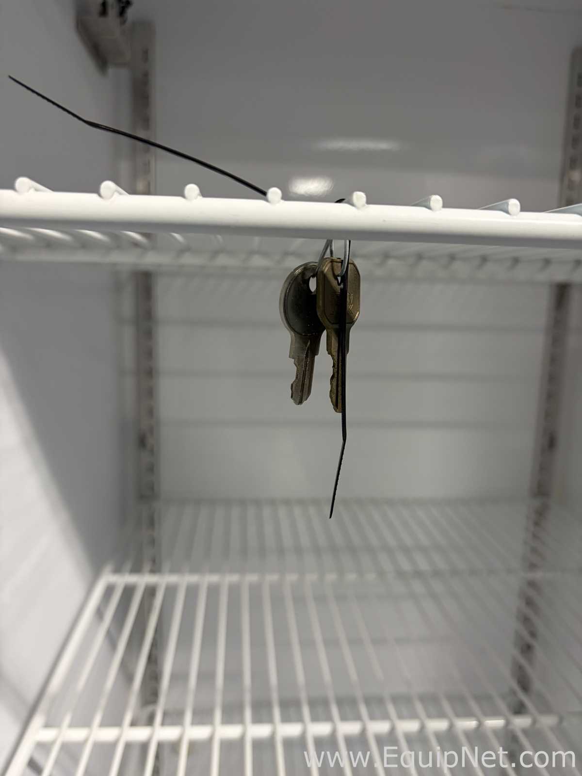 Thermo Scientific UGL2320A21 Freezer