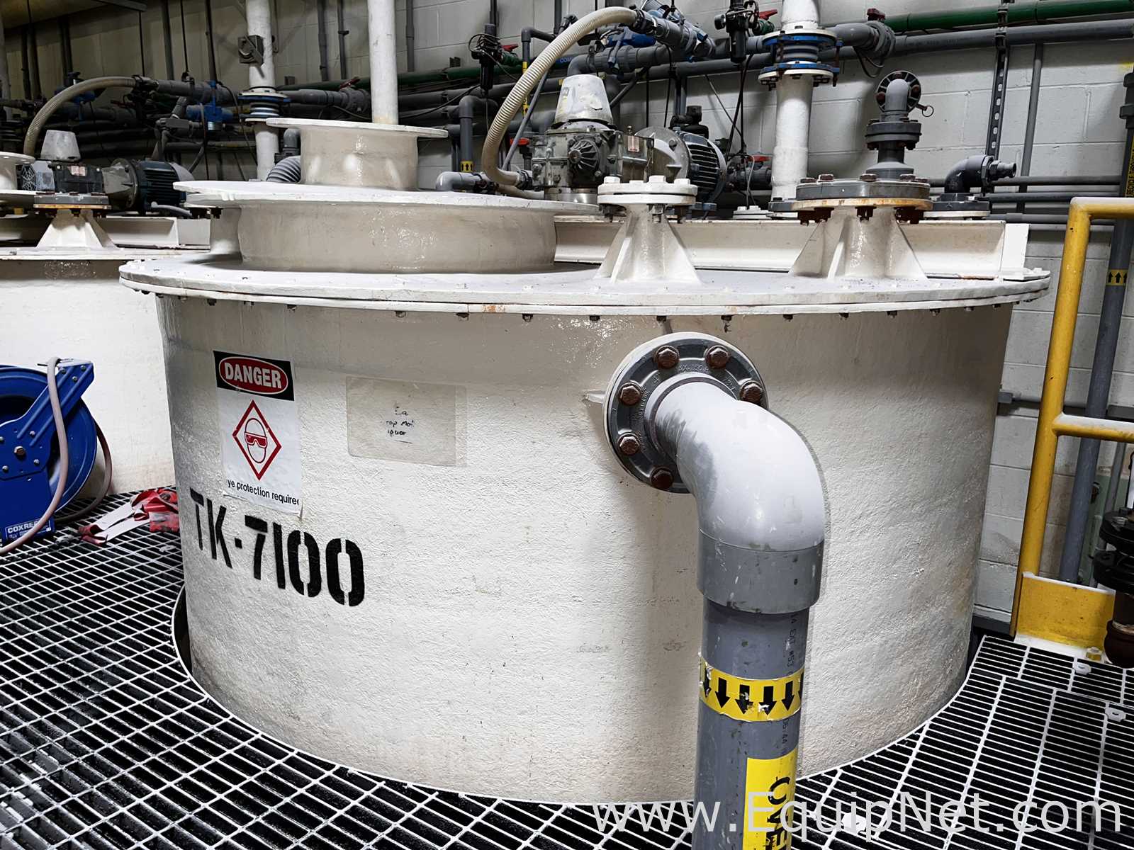 Tanque  Requisitos de Ar 1000 GALS.  1000 Galão