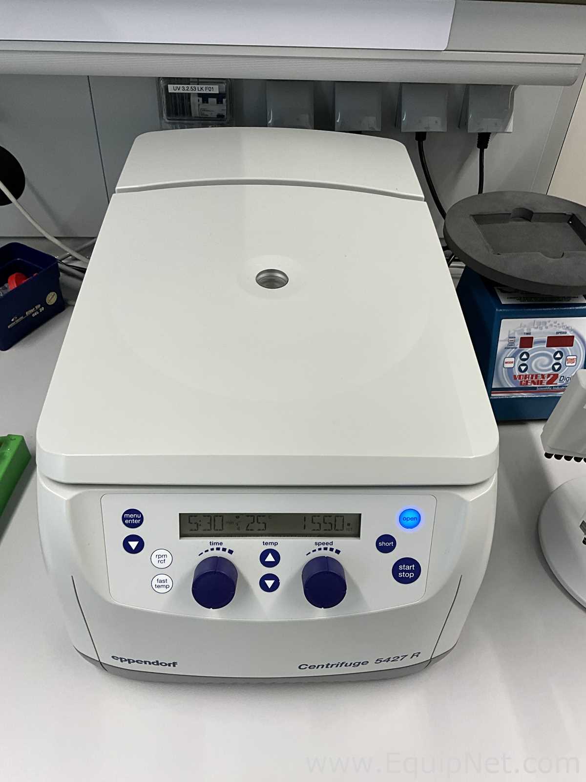 Centrífuga para laboratorio Eppendorf 5427R