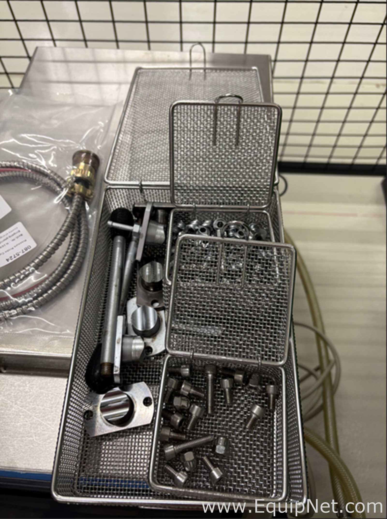 Thermo Fisher Pharma 11 HME Twin-Screw Extruder