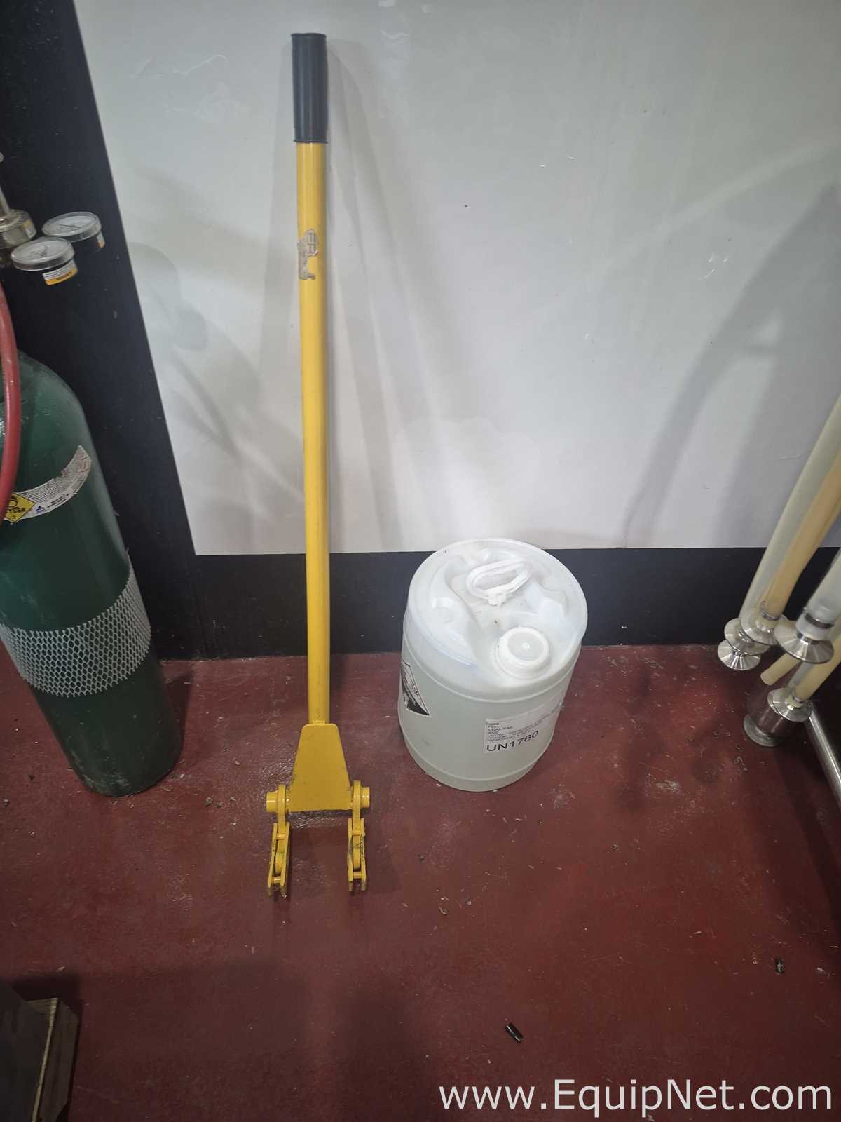 Lote de  Equipo para elaboración y destilación de cerveza Various 