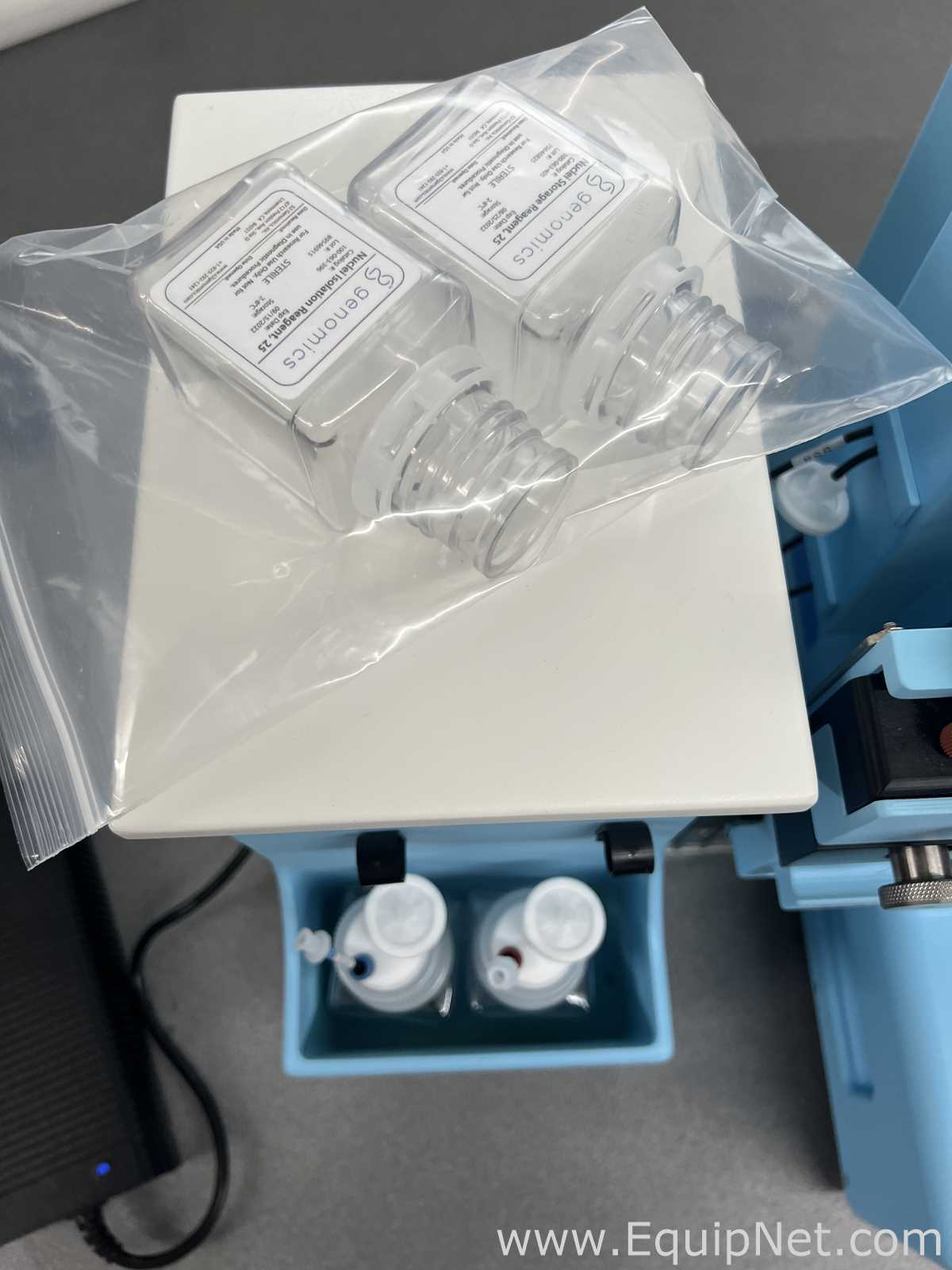 S2 Genomics Singulator 100 Cell Isolator