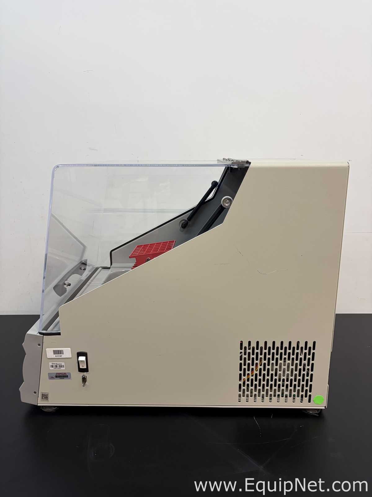 Agitador Eppendorf Excella E24R