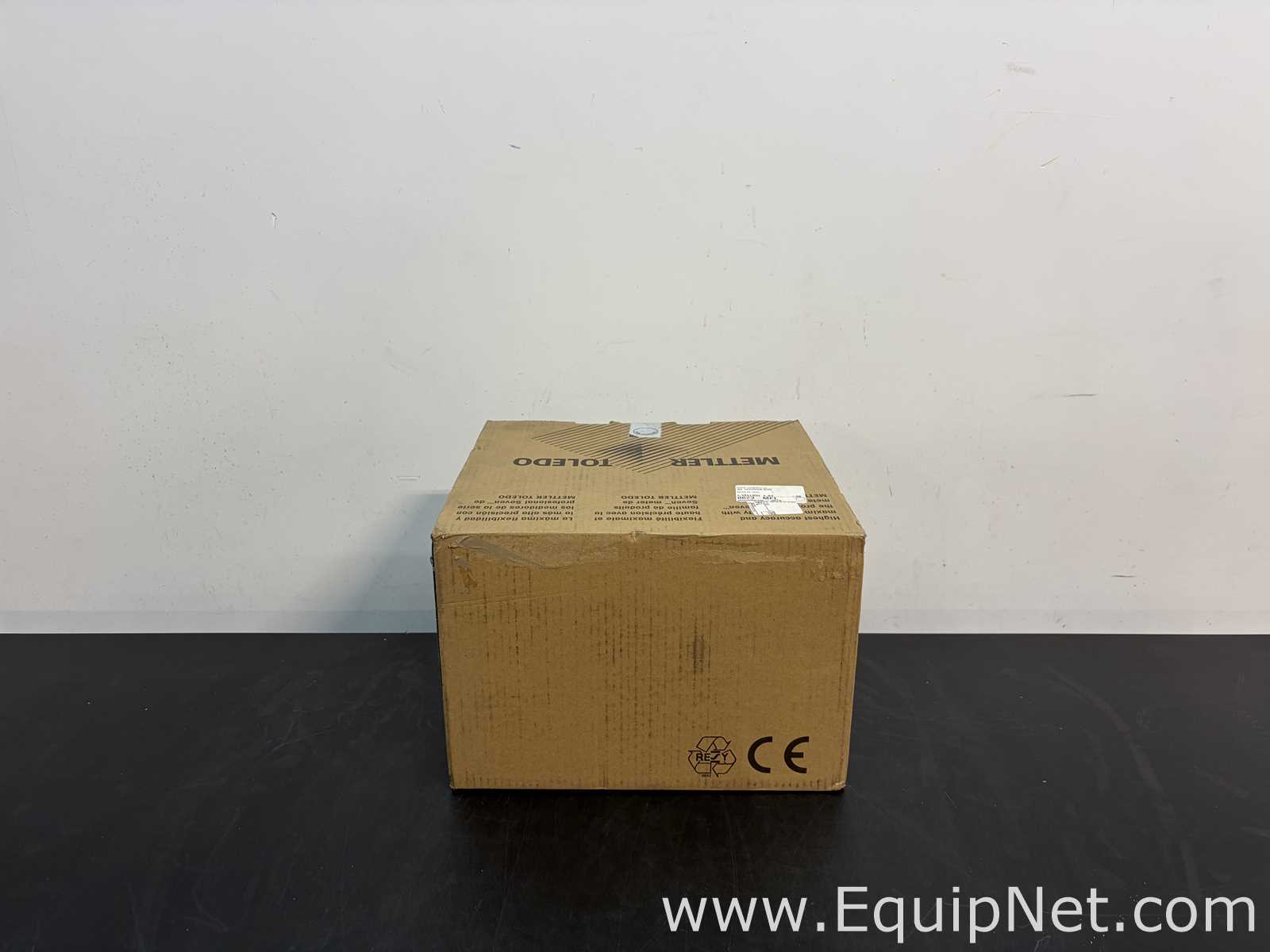 Medidor de pH Mettler Toledo SevenExcellence pH meter S400-uMix-Kit. Sem Uso