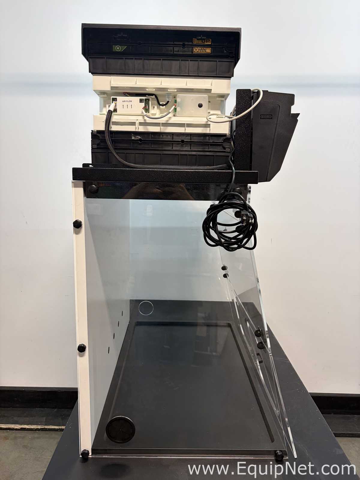 Captair 391 Smart Fume and Flow Hood