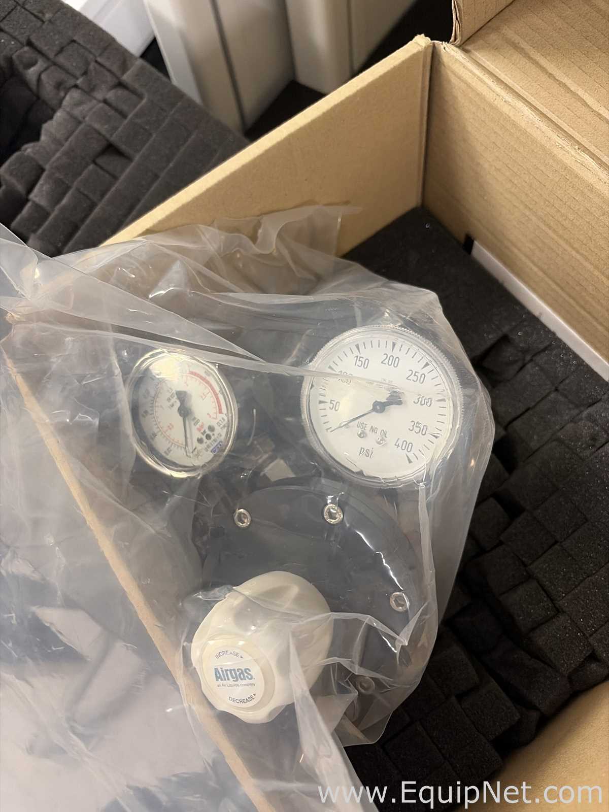 Regulador SMT/Airgas DL-DI235/Y121750S4GADPT-AL. Sem Uso