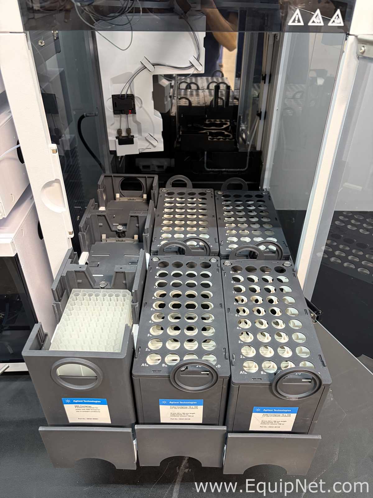 Agilent Technologies 1290 Infinity II HPLC System With 2 Multiple Wavelength Detectors