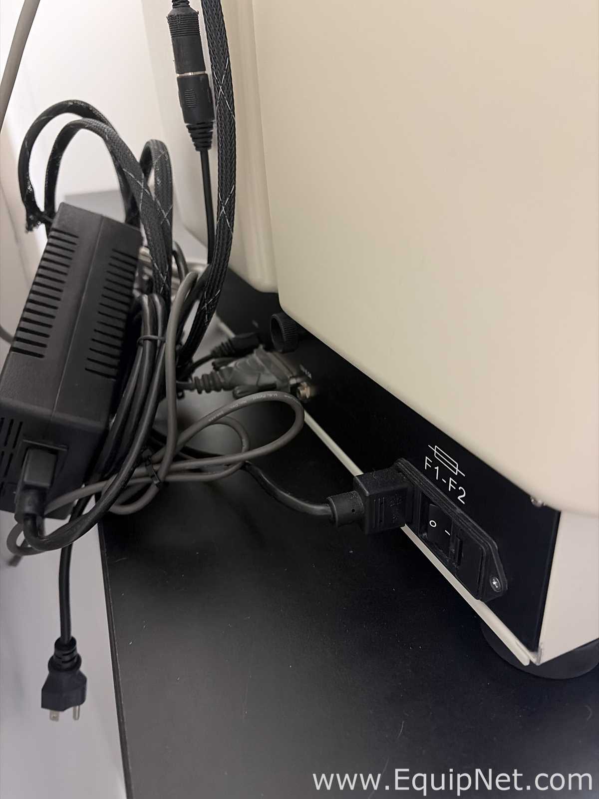 Gerador de Imagens Bio-Rad Universal Hood II
