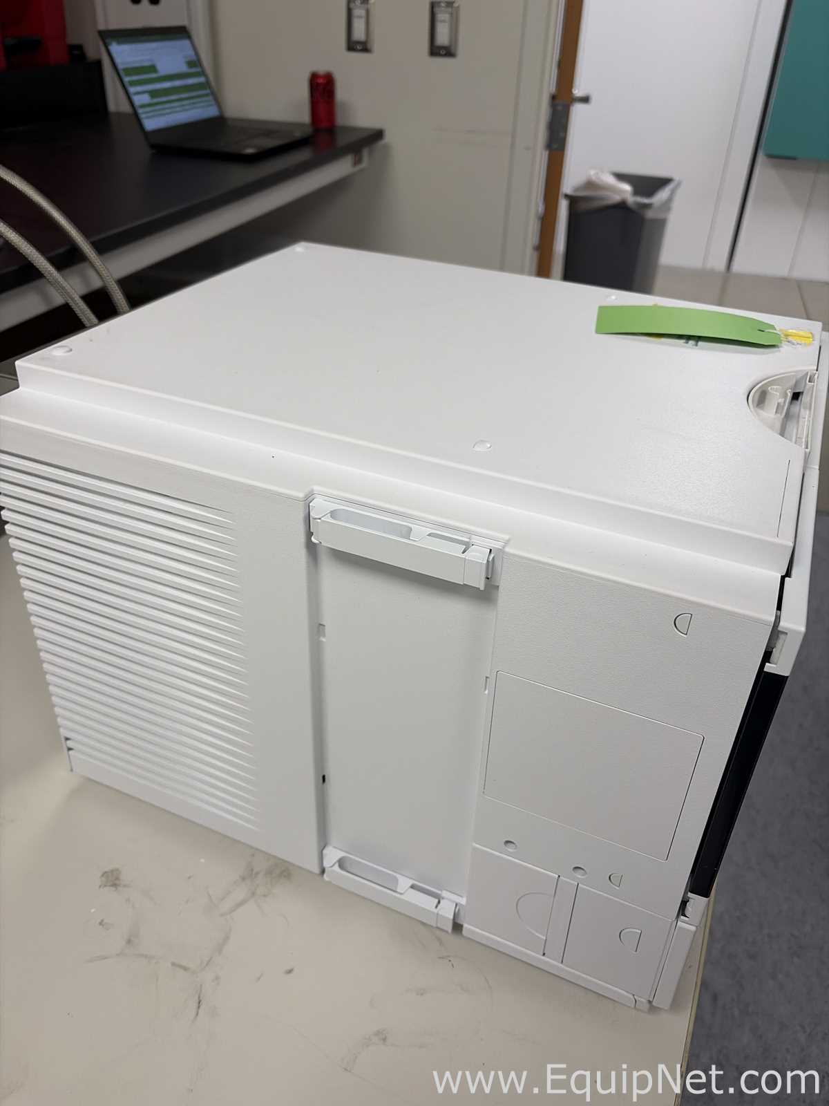 Sistema HPLC Agilent Technologies G7157A HPLC System Prep Autosampler