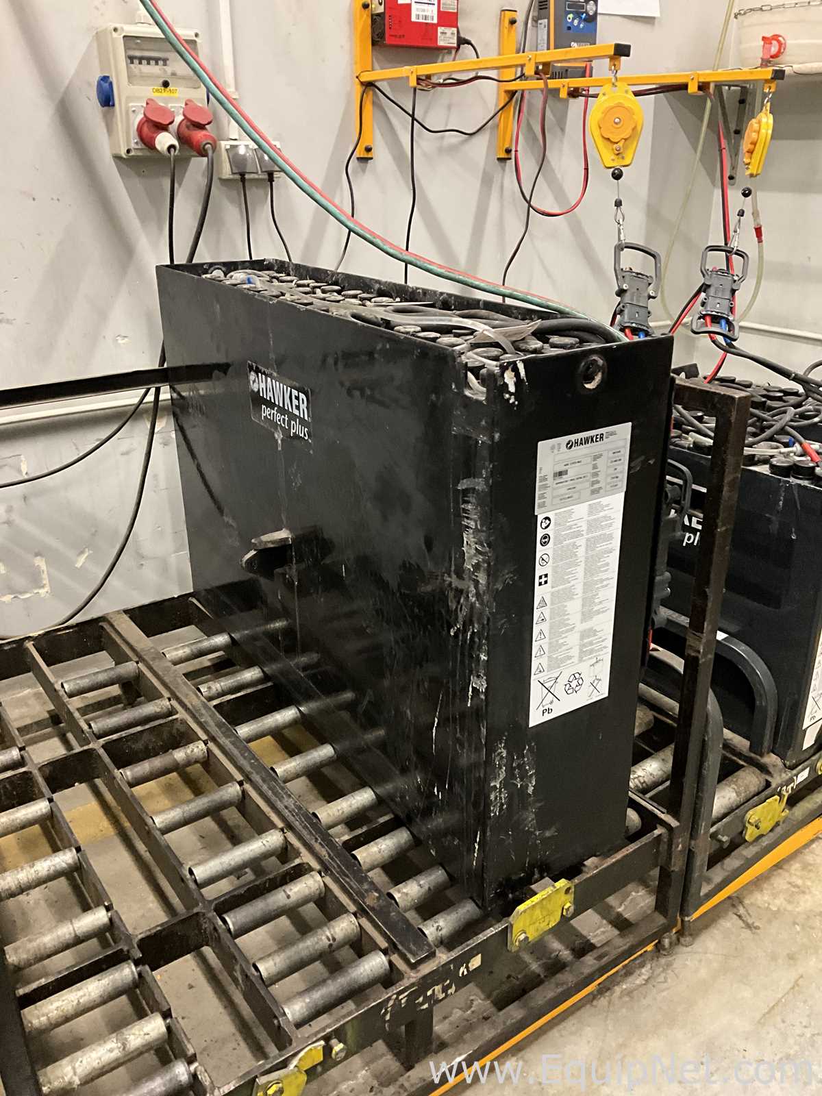 Equipamento de Distribuição de Energia Hawker Inc 48V3PZS465