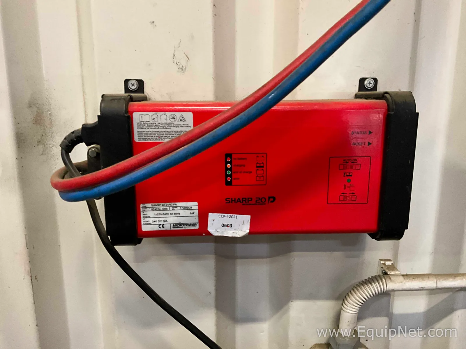 Micropower SHARP 24/60 P6 Battery Charger For 24V Batteries